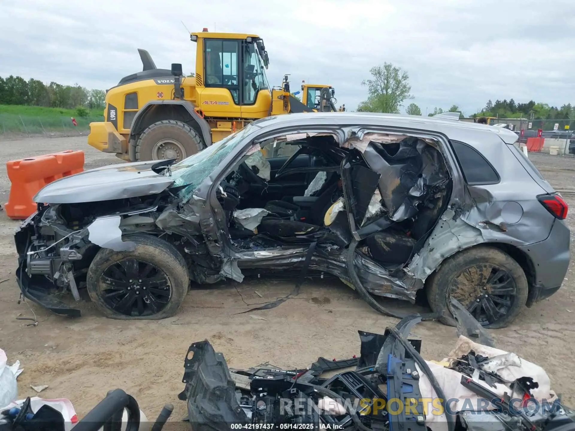6 Photograph of a damaged car JA4APUAU2NU008118 MITSUBISHI OUTLANDER SPORT 2022