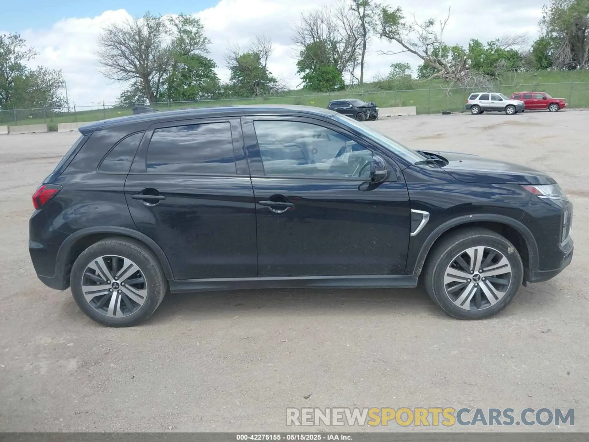 14 Photograph of a damaged car JA4APVAU3NU002124 MITSUBISHI OUTLANDER SPORT 2022
