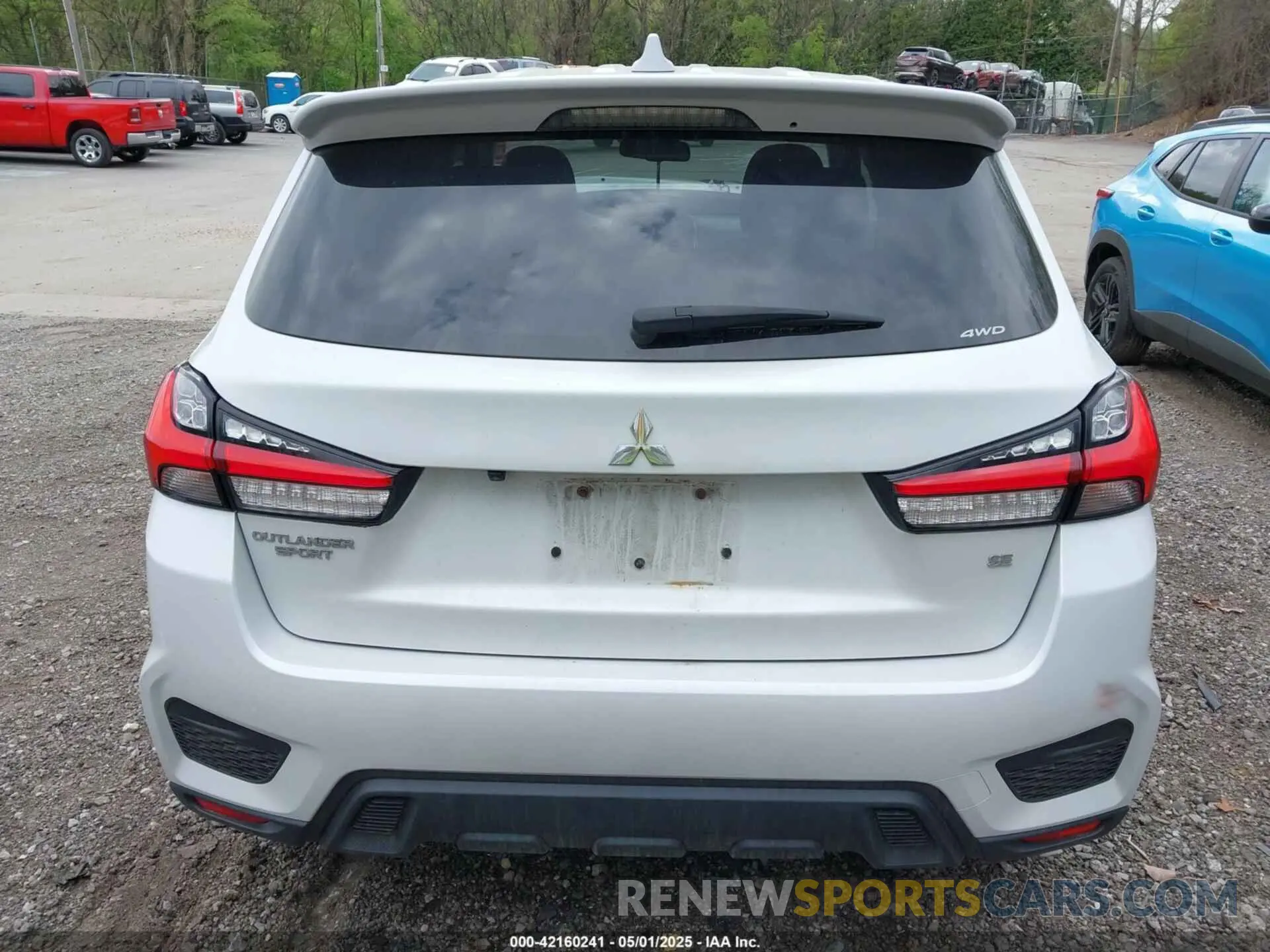 17 Фотография поврежденного автомобиля JA4ARUAU0NU001713 MITSUBISHI OUTLANDER SPORT 2022