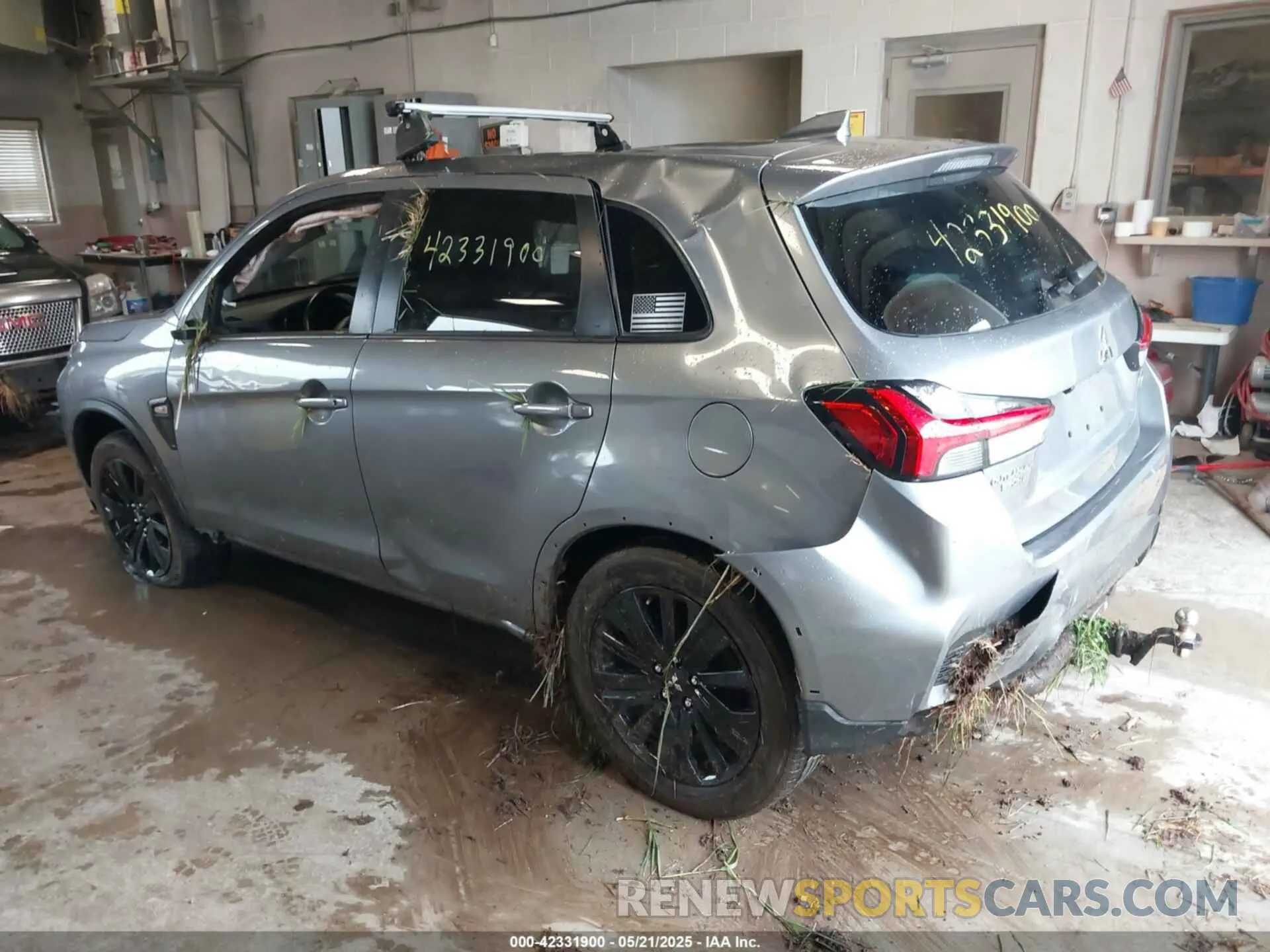3 Photograph of a damaged car JA4ARUAU6NU017821 MITSUBISHI OUTLANDER SPORT 2022
