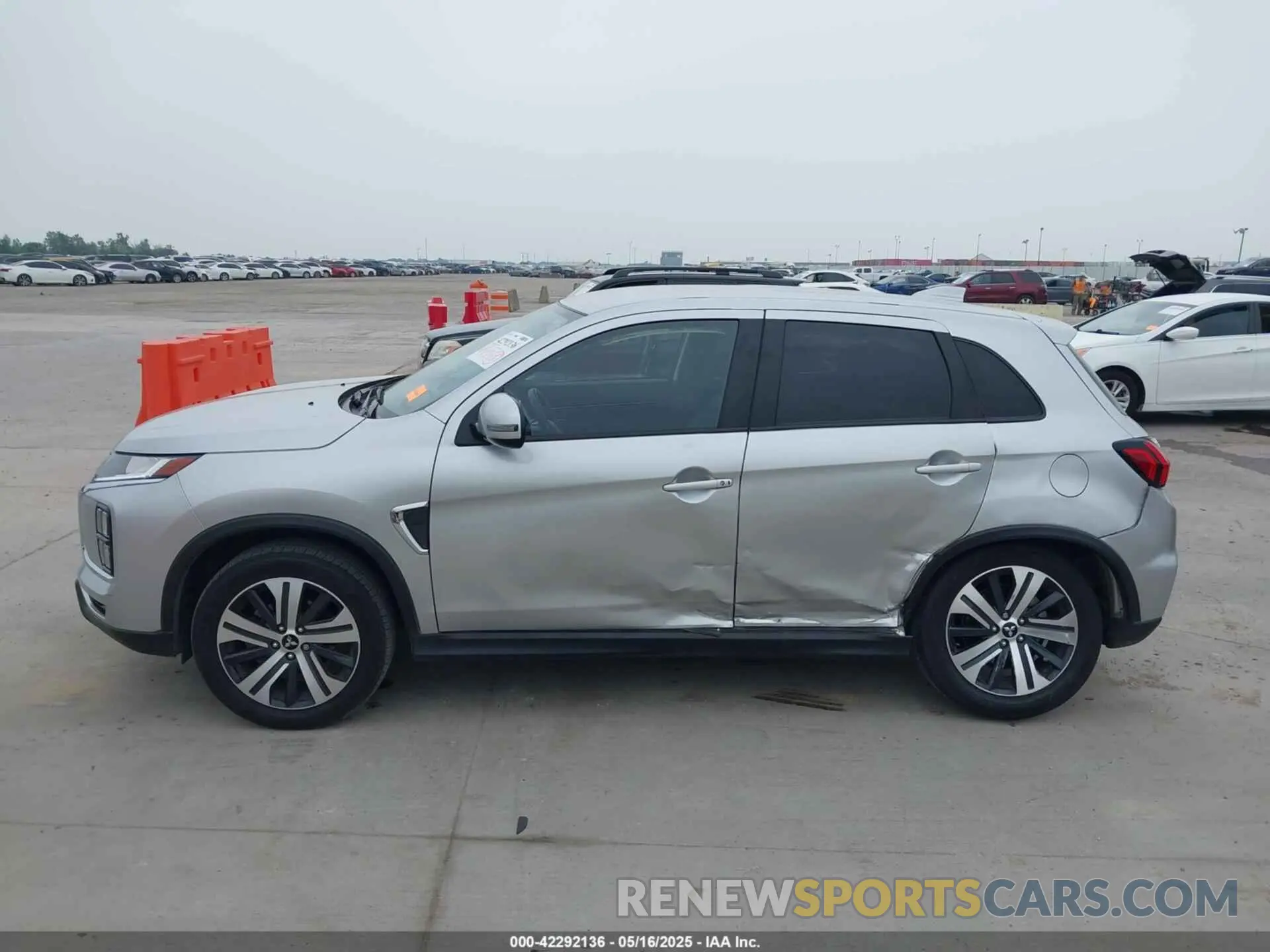 14 Photograph of a damaged car JA4ARUAU5PU008160 MITSUBISHI OUTLANDER SPORT 2023