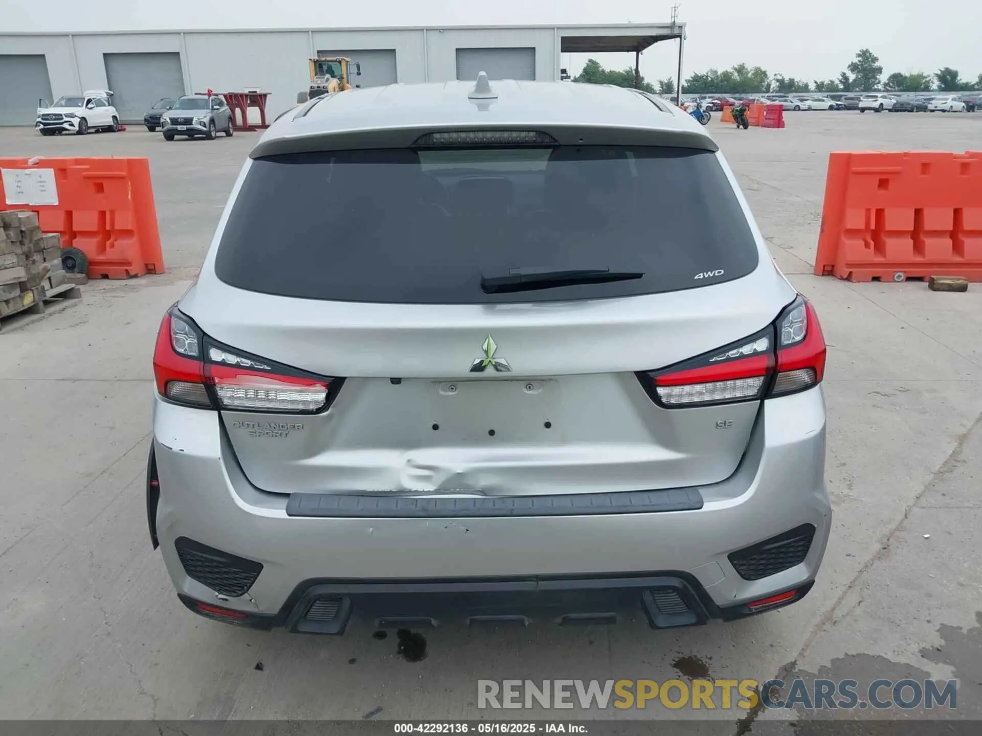 16 Photograph of a damaged car JA4ARUAU5PU008160 MITSUBISHI OUTLANDER SPORT 2023