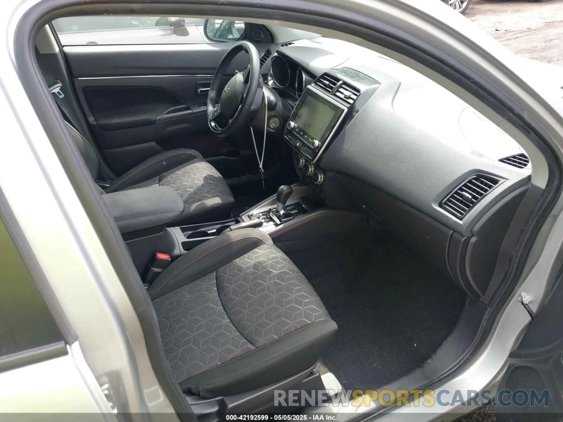 5 Фотография поврежденного автомобиля JA4ARUAU8PU002854 MITSUBISHI OUTLANDER SPORT 2023