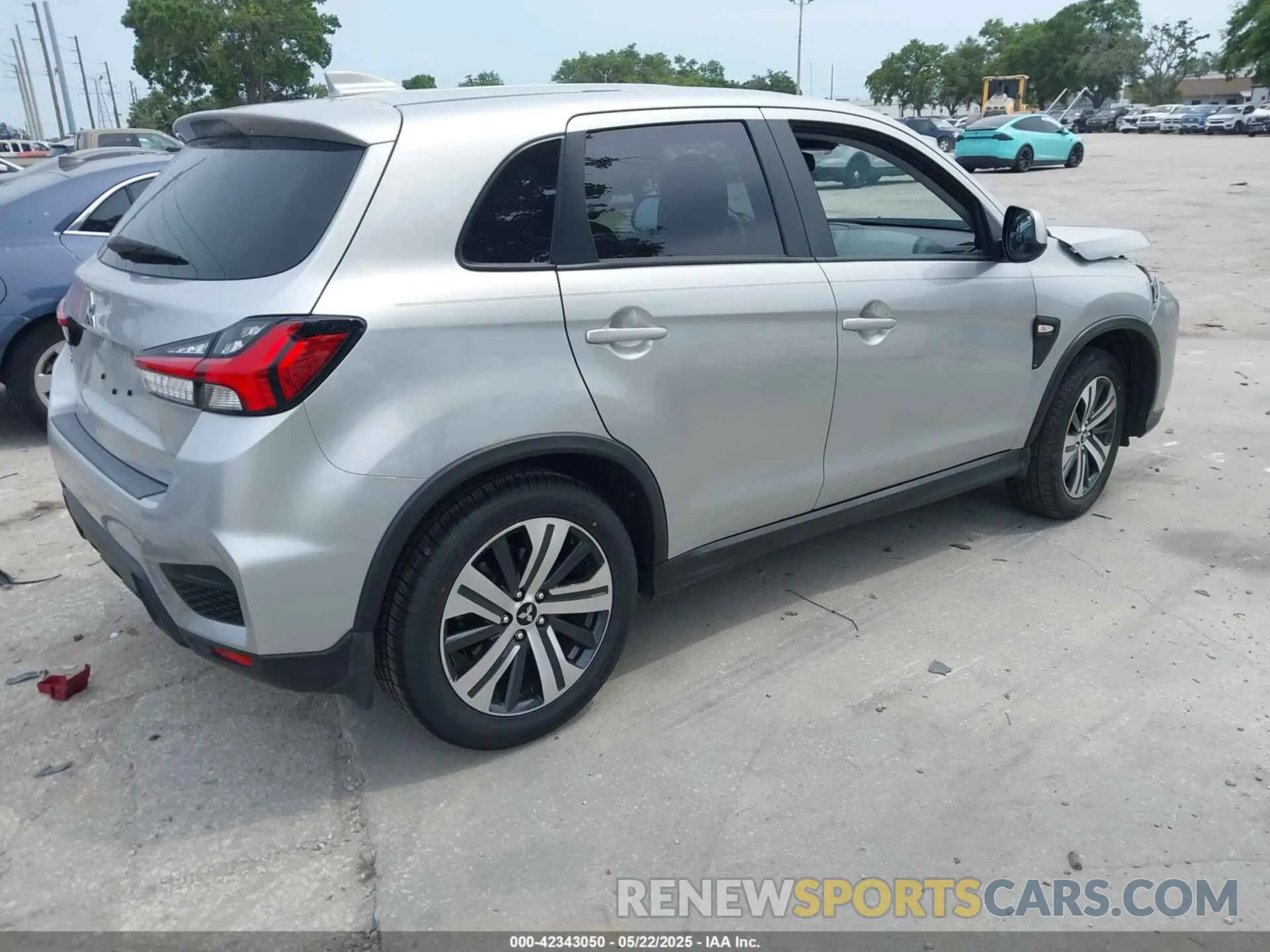 4 Фотография поврежденного автомобиля JA4ARUAU9PU007786 MITSUBISHI OUTLANDER SPORT 2023