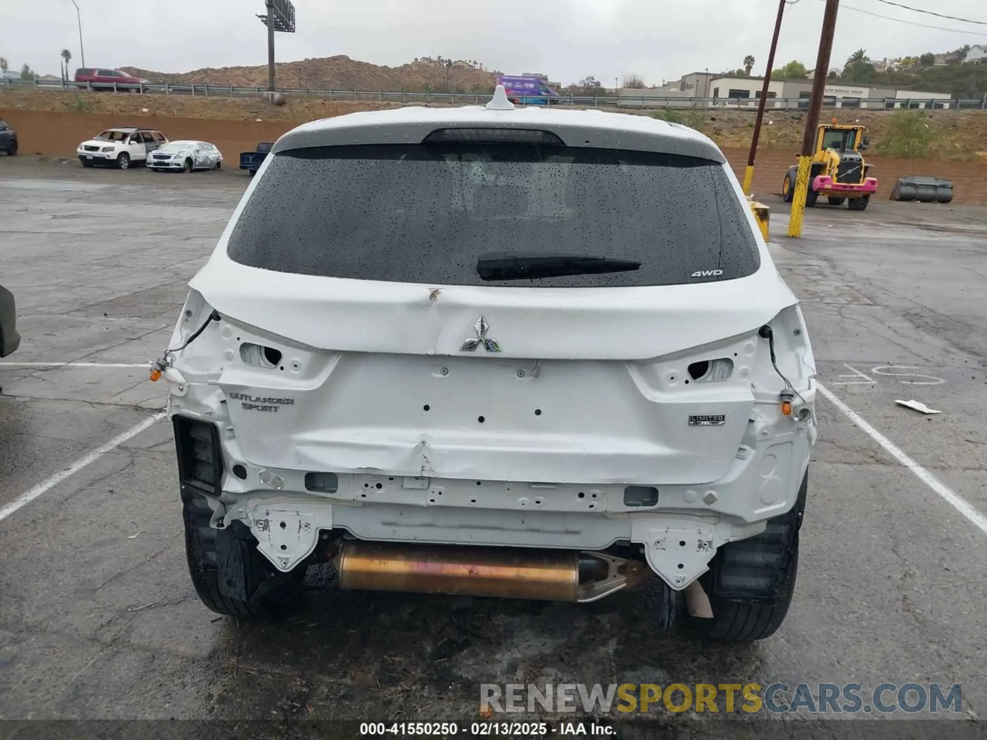 17 Photograph of a damaged car JA4ARUAU9PU014995 MITSUBISHI OUTLANDER SPORT 2023