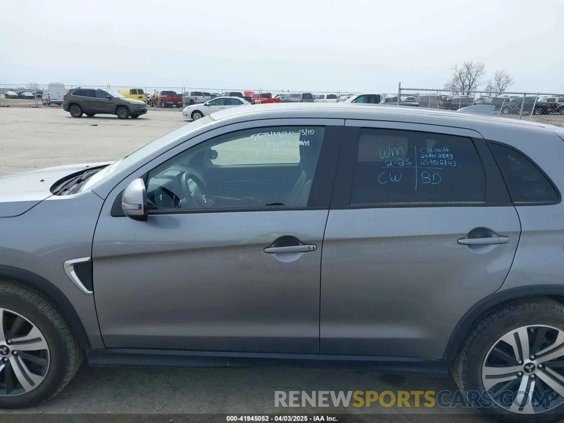 14 Photograph of a damaged car JA4ARUAU0RU007517 MITSUBISHI OUTLANDER SPORT 2024