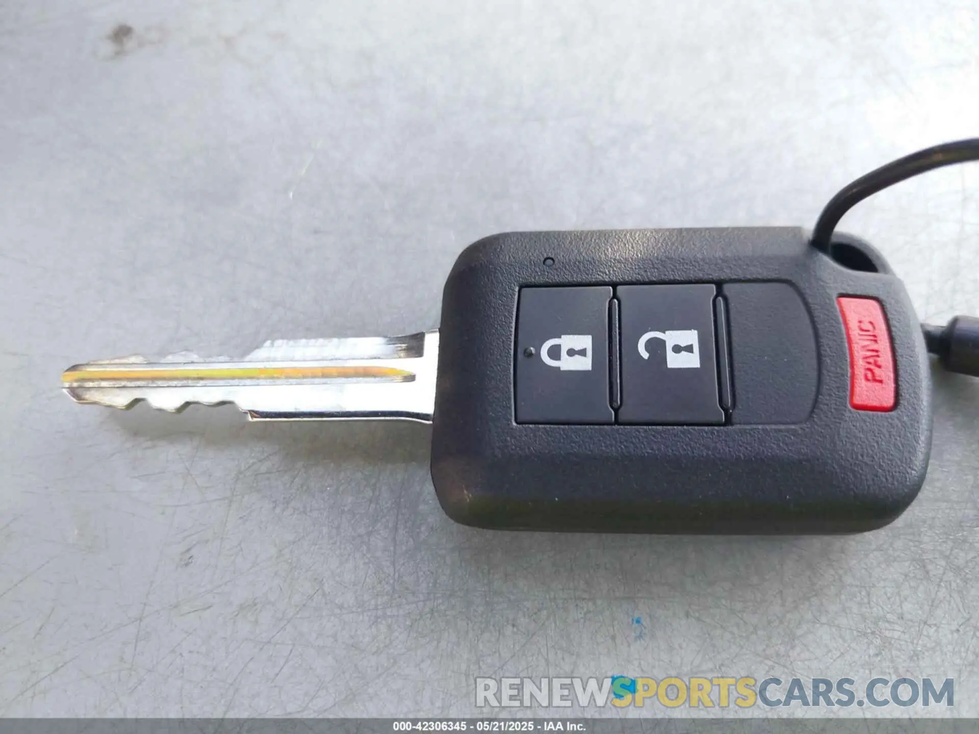 11 Фотография поврежденного автомобиля JA4ARUAU3RU025509 MITSUBISHI OUTLANDER SPORT 2024