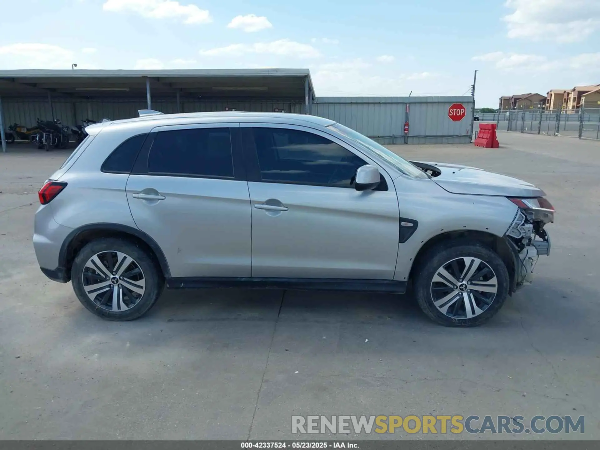 14 Photograph of a damaged car JA4ARUAU5RU012986 MITSUBISHI OUTLANDER SPORT 2024