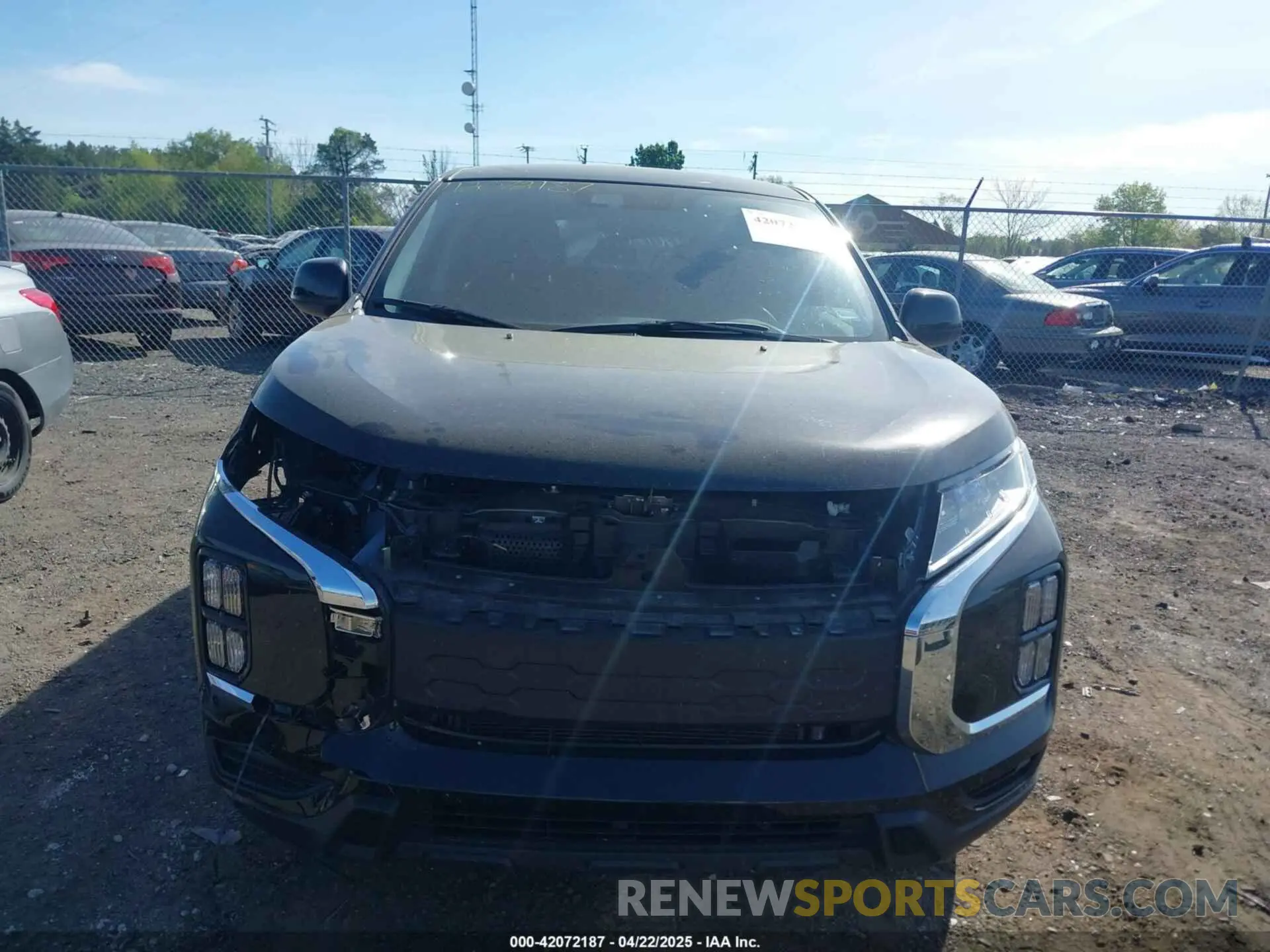 12 Фотография поврежденного автомобиля JA4ARUAU6RU025195 MITSUBISHI OUTLANDER SPORT 2024