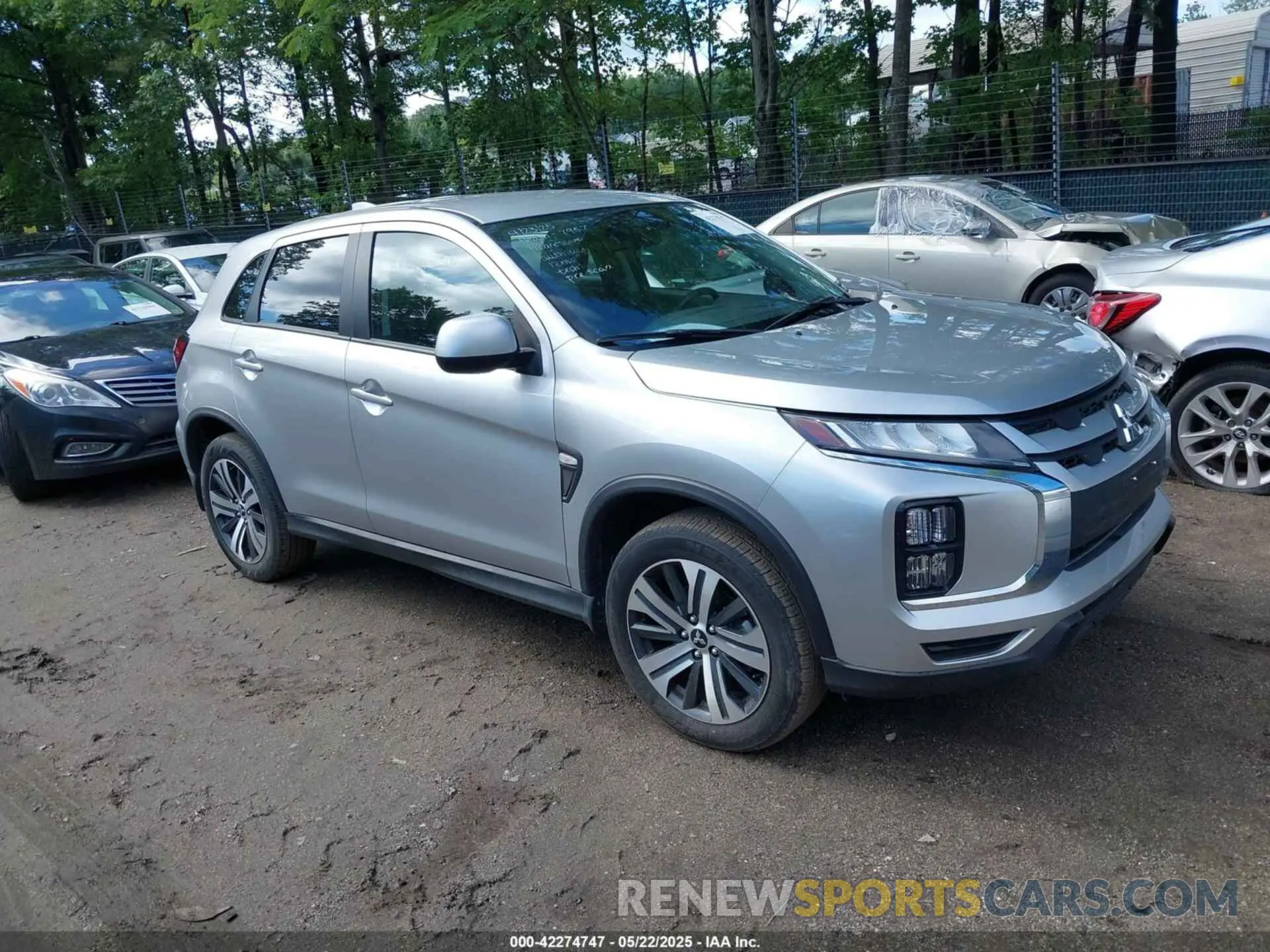 1 Фотография поврежденного автомобиля JA4ARUAU7RU016747 MITSUBISHI OUTLANDER SPORT 2024