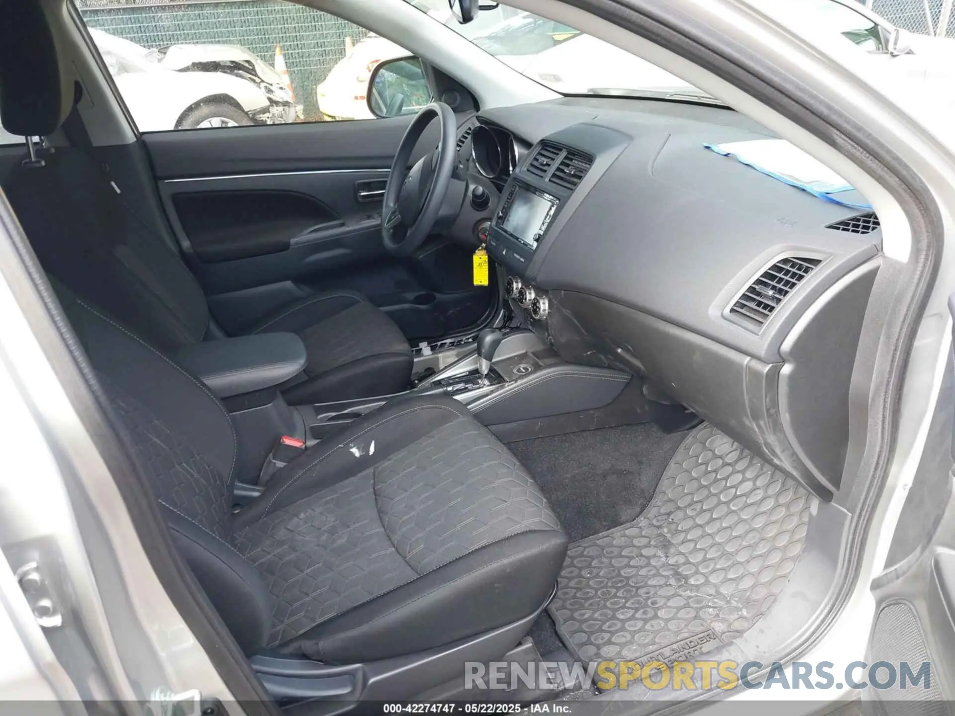 5 Фотография поврежденного автомобиля JA4ARUAU7RU016747 MITSUBISHI OUTLANDER SPORT 2024
