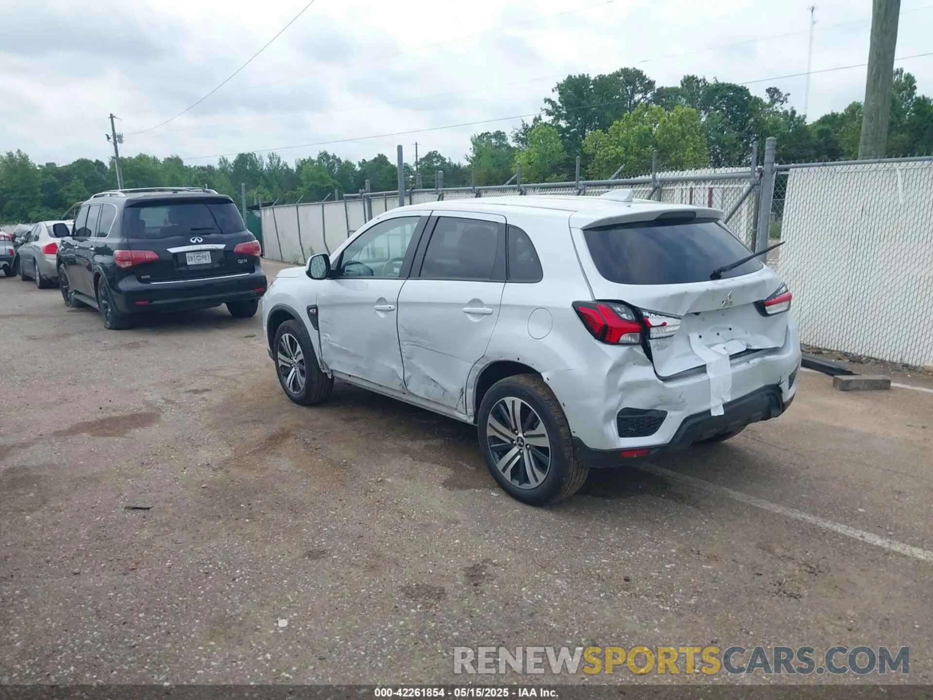 3 Photograph of a damaged car JA4ARUAU8RU026106 MITSUBISHI OUTLANDER SPORT 2024