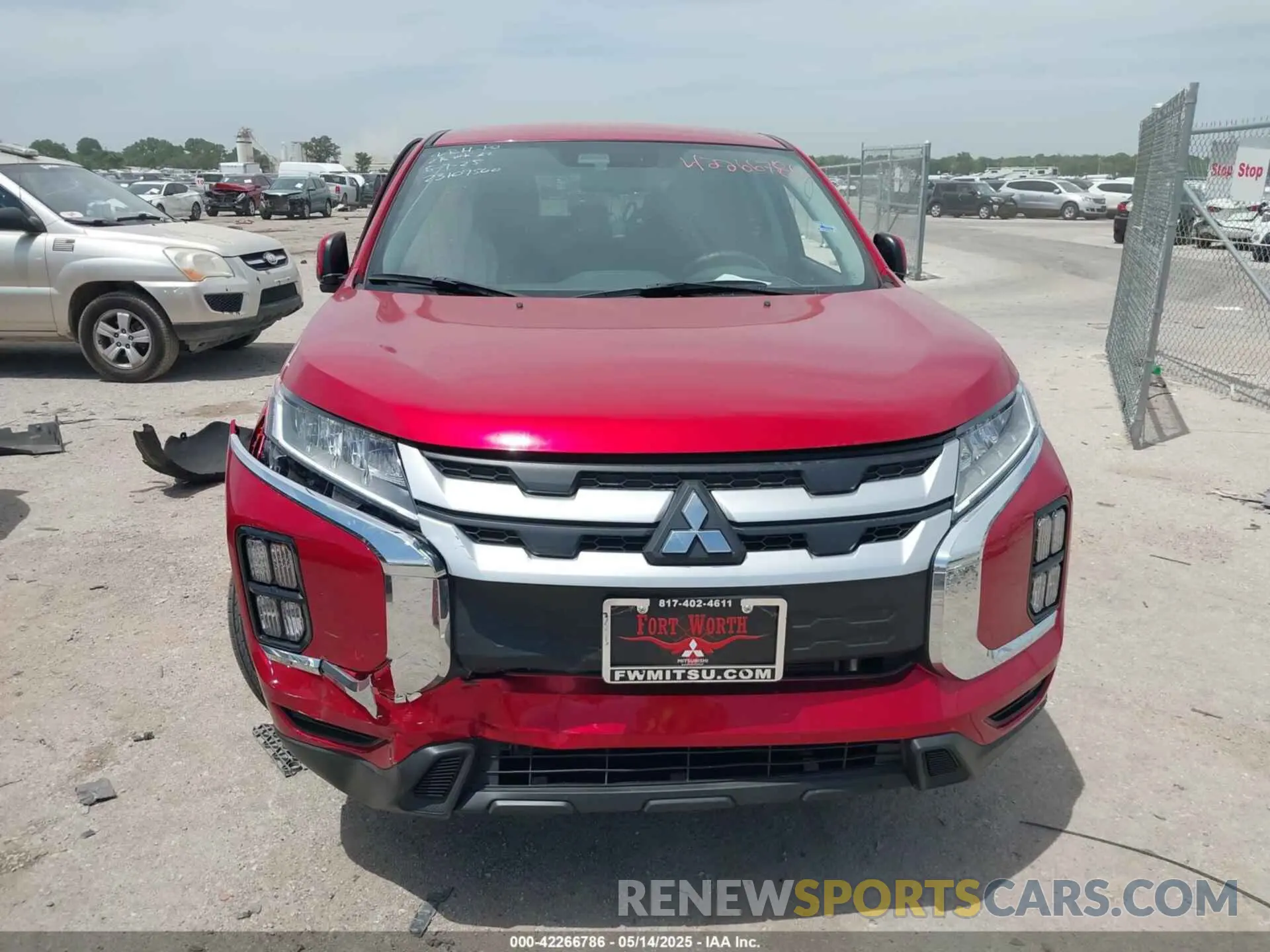 12 Фотография поврежденного автомобиля JA4ARUAU5SU002870 MITSUBISHI OUTLANDER SPORT 2025