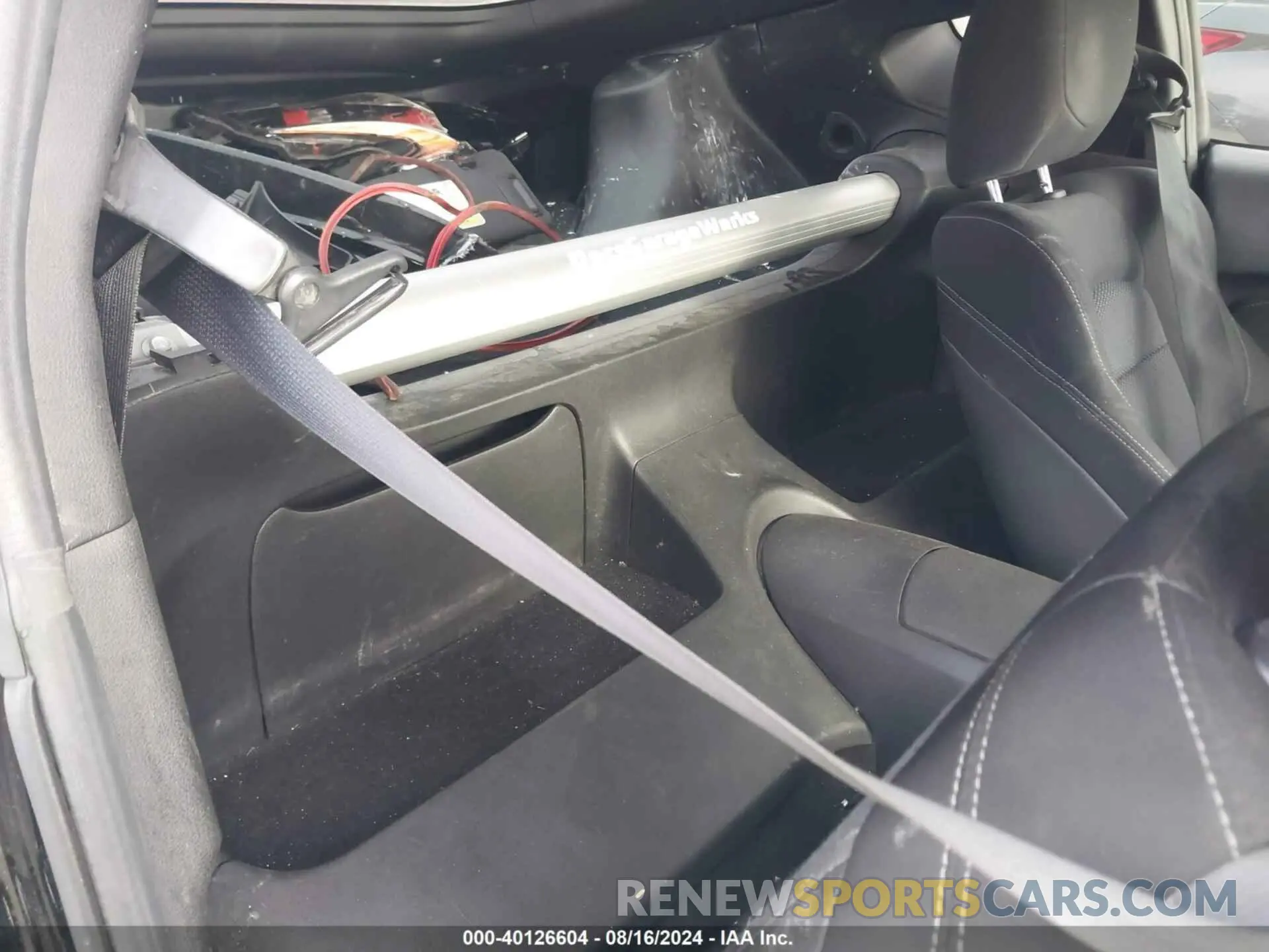 8 Photograph of a damaged car JN1AZ4EH1LM822208 NISSAN 370Z 2020