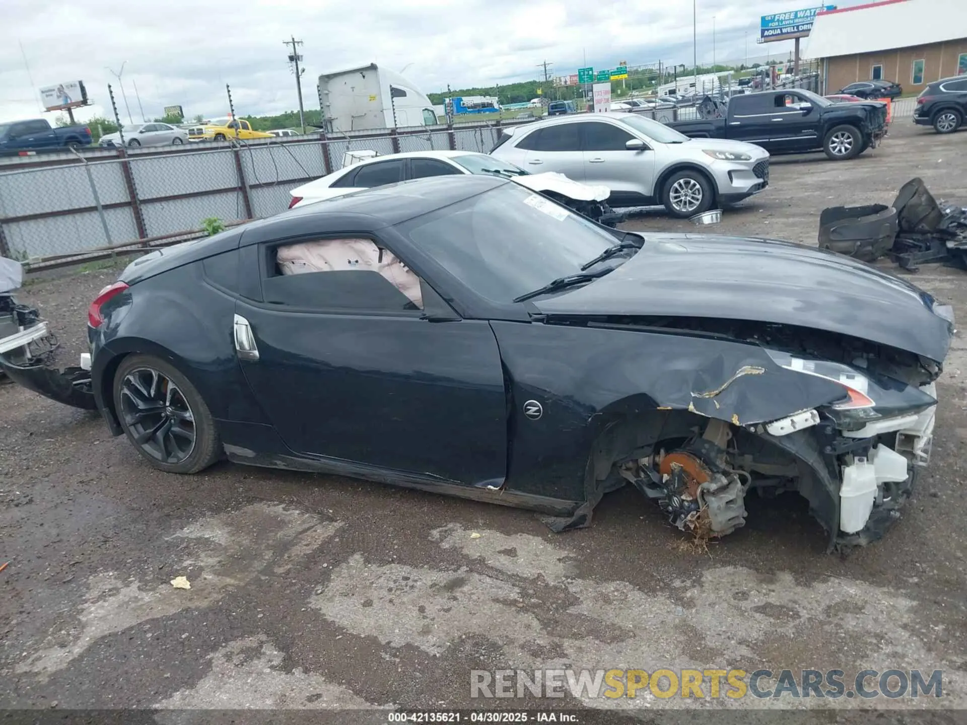 14 Photograph of a damaged car JN1AZ4EH6LM823399 NISSAN 370Z 2020