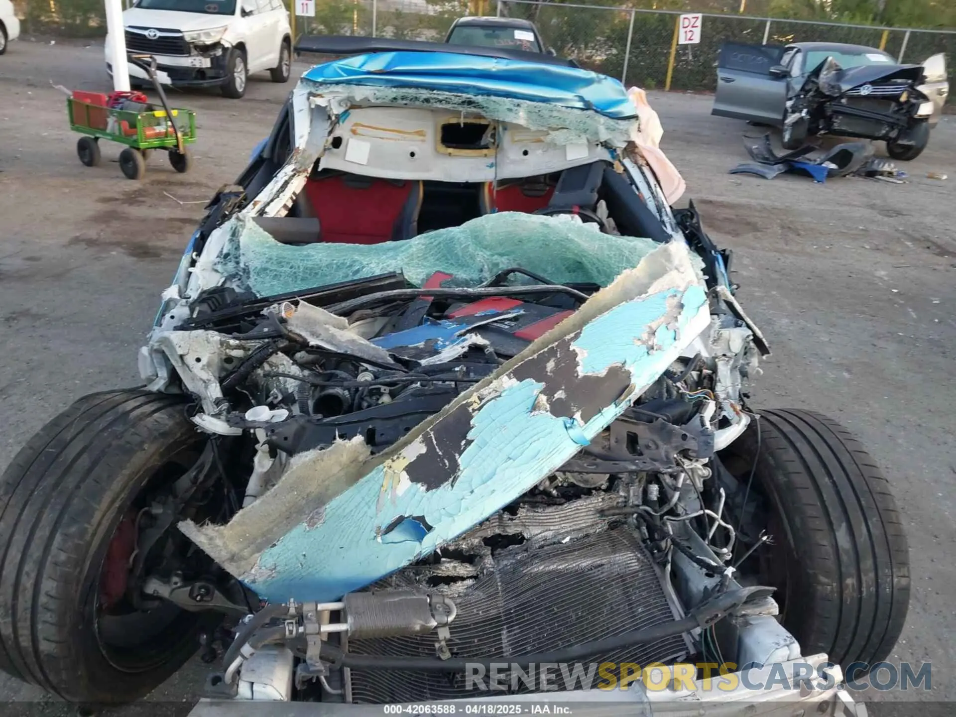10 Фотография поврежденного автомобиля JN1AZ4EH8LM823405 NISSAN 370Z 2020