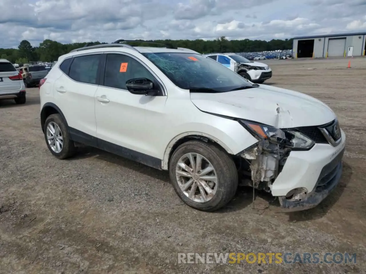 4 Photograph of a damaged car JN1BJ1CR2KW630076 NISSAN All Models 2019
