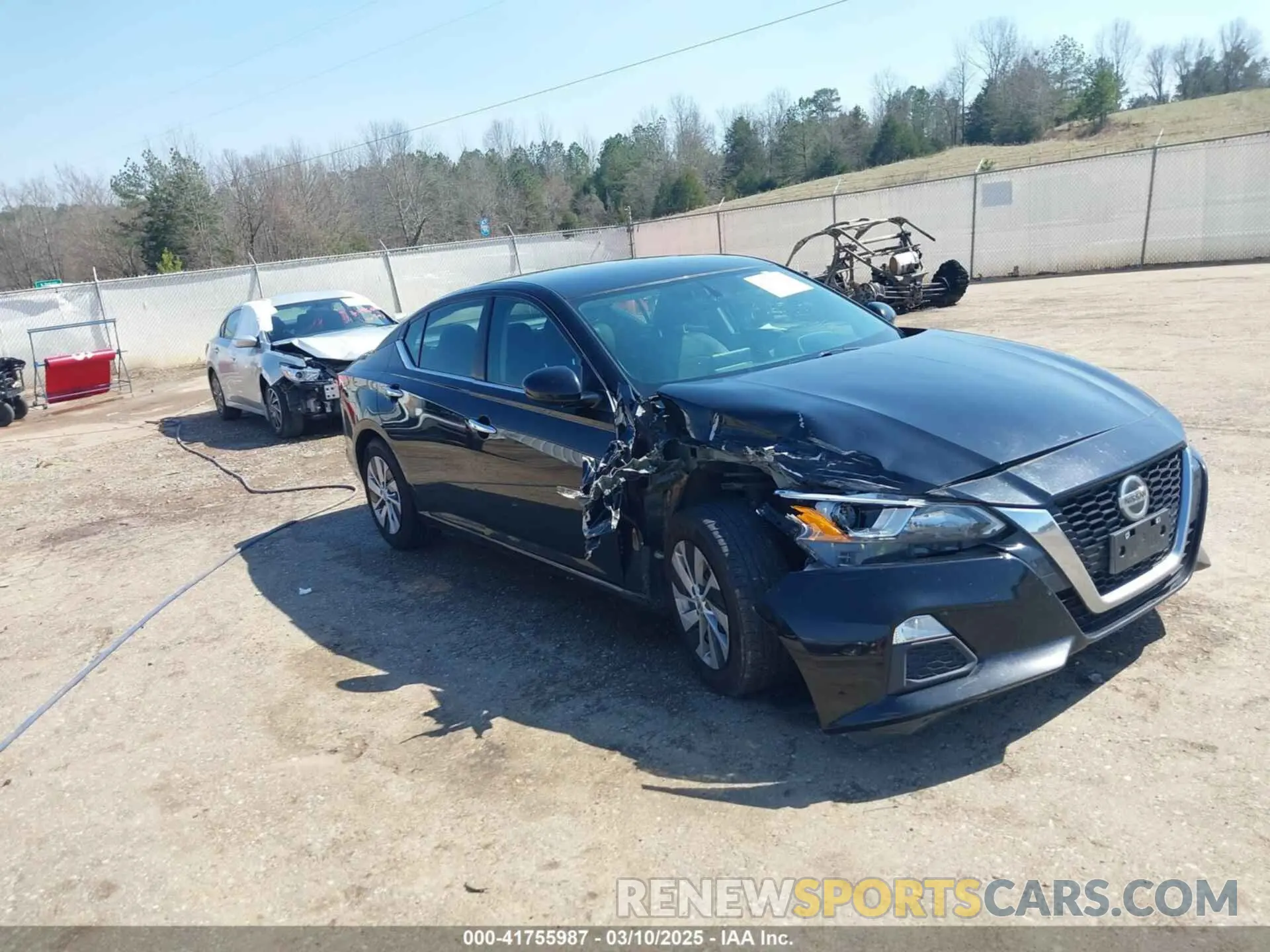 1 Photograph of a damaged car 1N4BL4BV0KC147345 NISSAN ALTIMA 2019