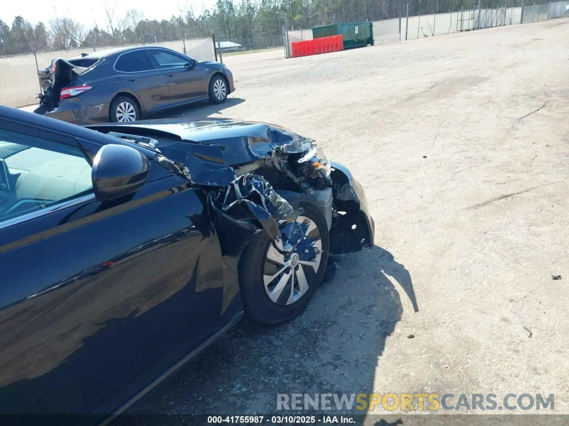 18 Photograph of a damaged car 1N4BL4BV0KC147345 NISSAN ALTIMA 2019