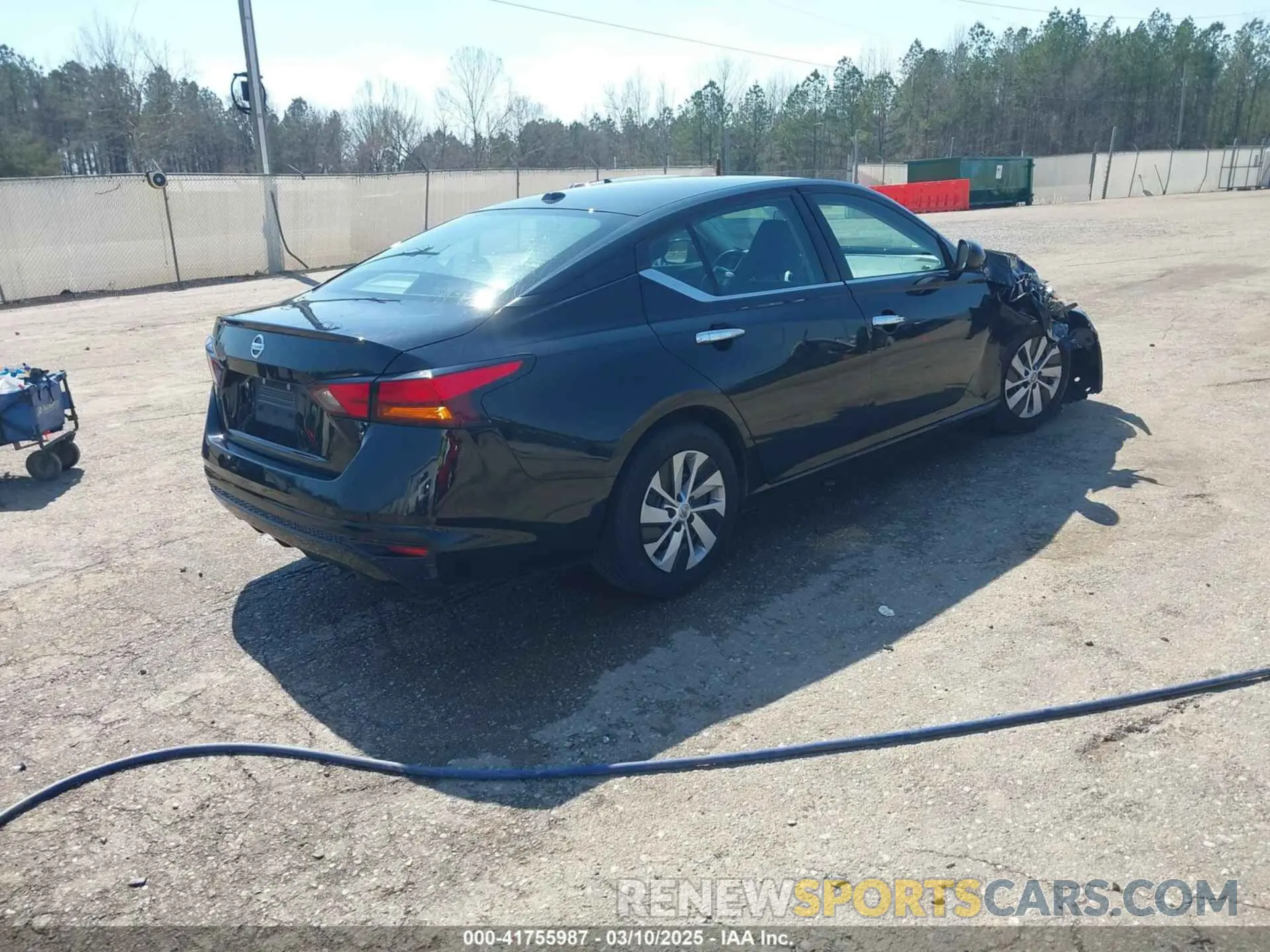 4 Photograph of a damaged car 1N4BL4BV0KC147345 NISSAN ALTIMA 2019