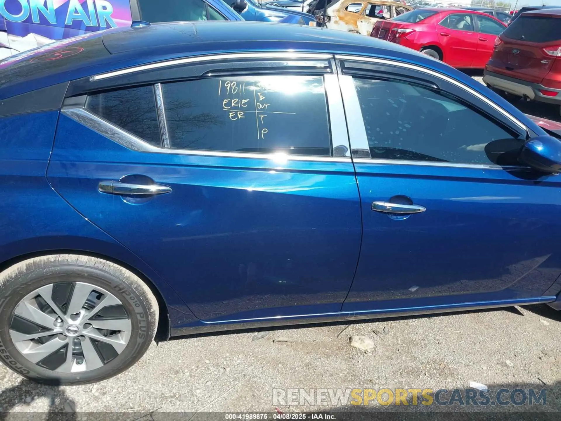 13 Photograph of a damaged car 1N4BL4BV0KC159821 NISSAN ALTIMA 2019