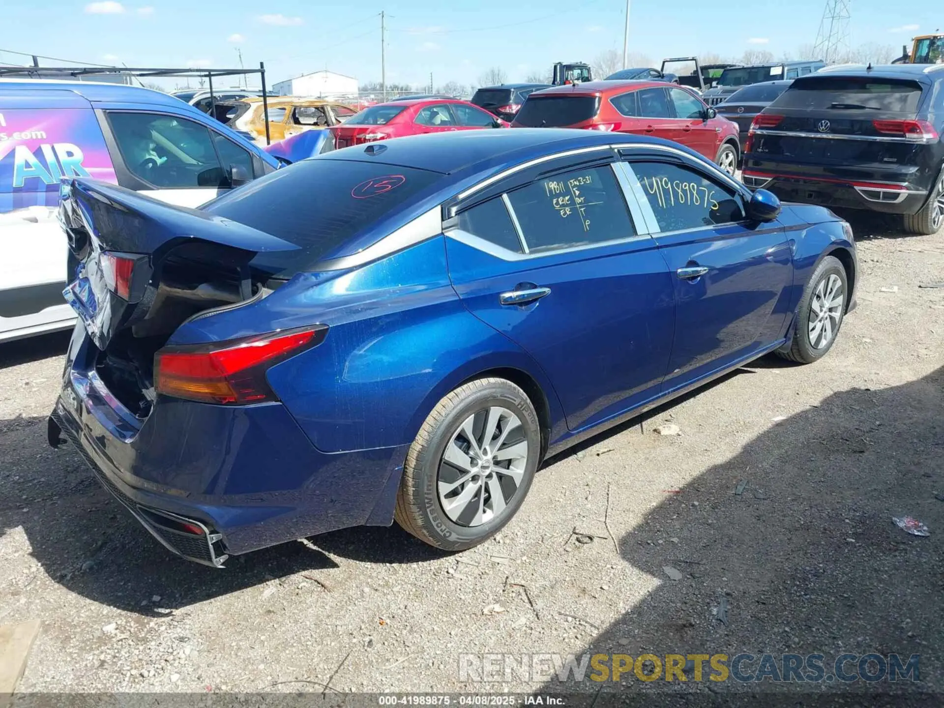 4 Photograph of a damaged car 1N4BL4BV0KC159821 NISSAN ALTIMA 2019