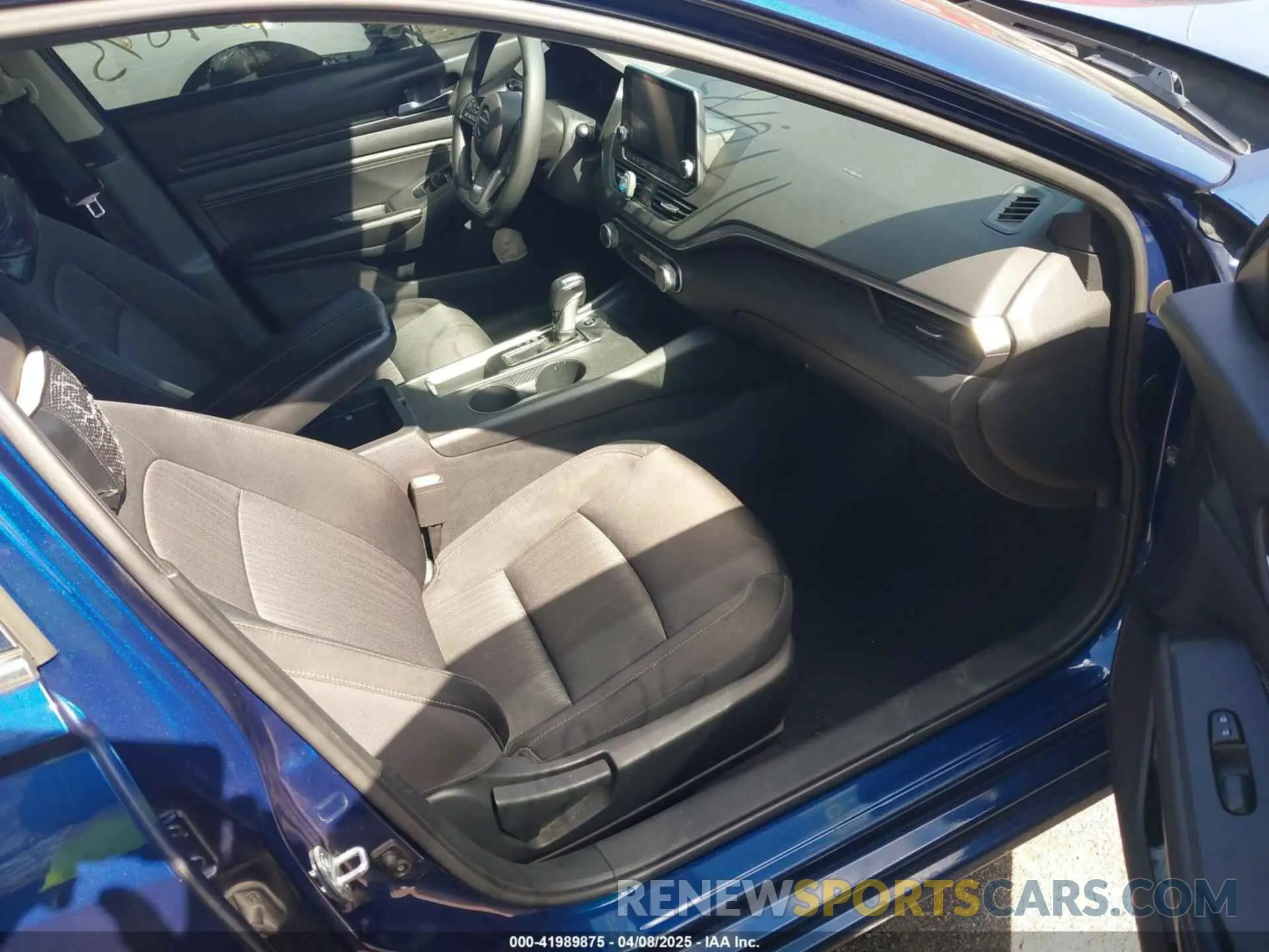 5 Photograph of a damaged car 1N4BL4BV0KC159821 NISSAN ALTIMA 2019