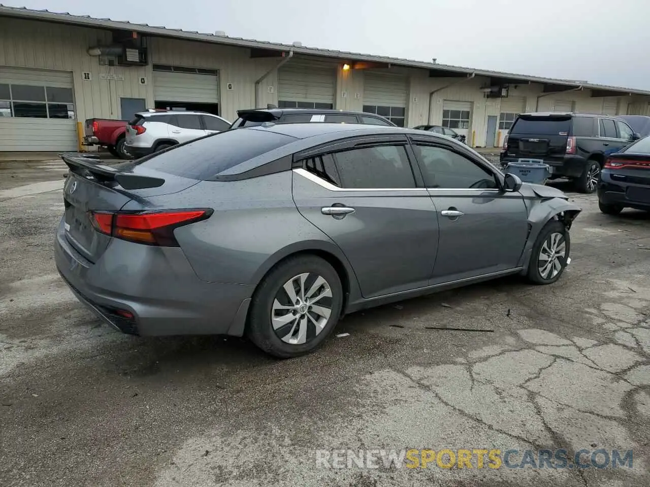 3 Photograph of a damaged car 1N4BL4BV0KC182306 NISSAN ALTIMA 2019