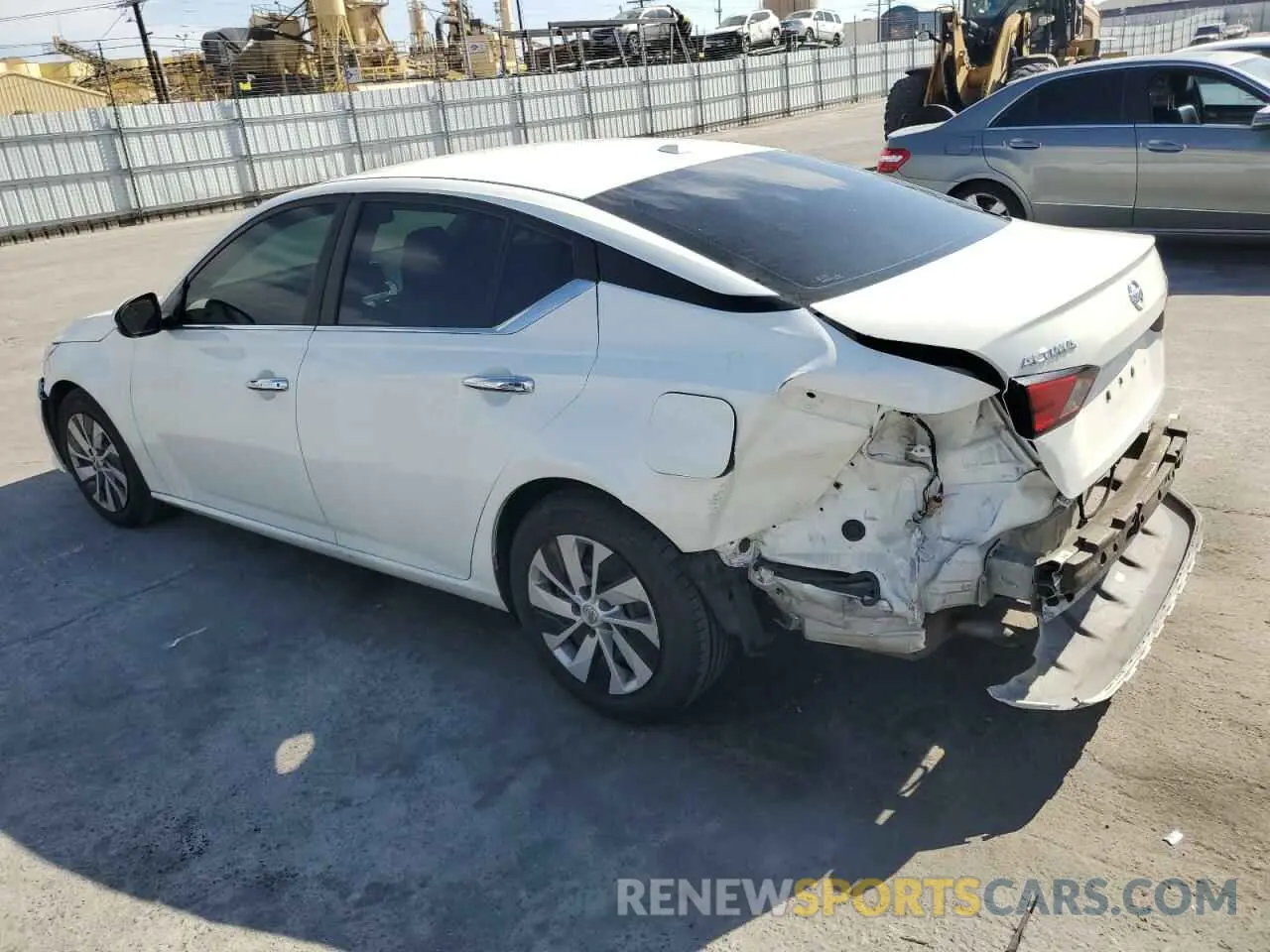 2 Фотография поврежденного автомобиля 1N4BL4BV0KC203106 NISSAN ALTIMA 2019