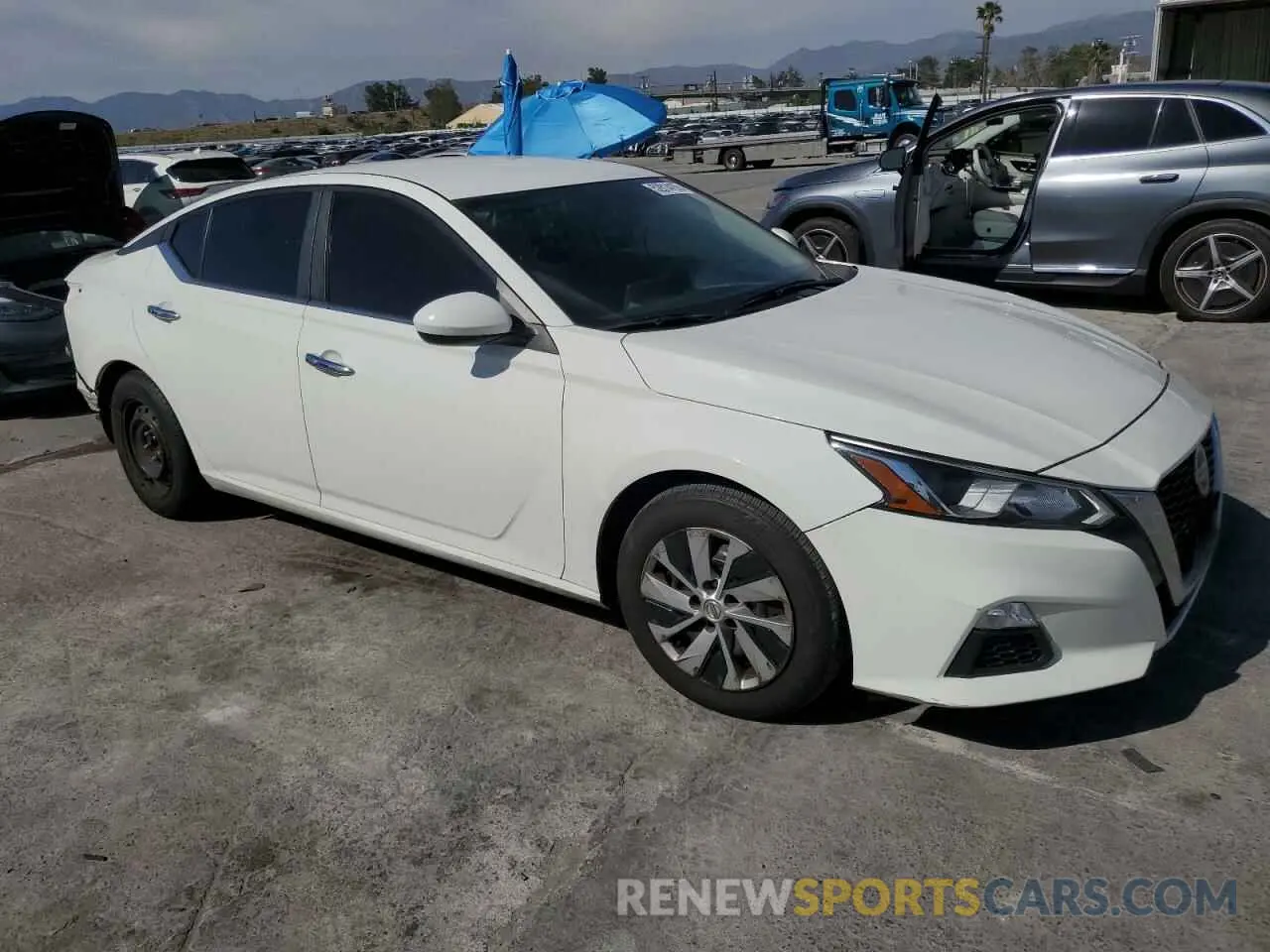 4 Фотография поврежденного автомобиля 1N4BL4BV0KC203106 NISSAN ALTIMA 2019