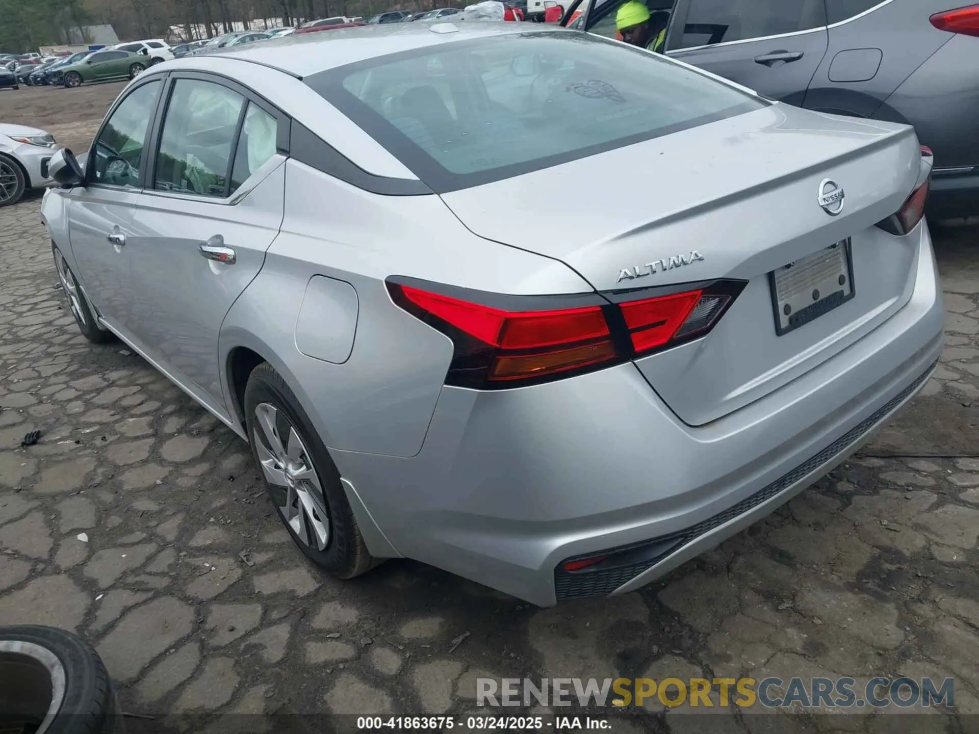 3 Фотография поврежденного автомобиля 1N4BL4BV0KC254007 NISSAN ALTIMA 2019