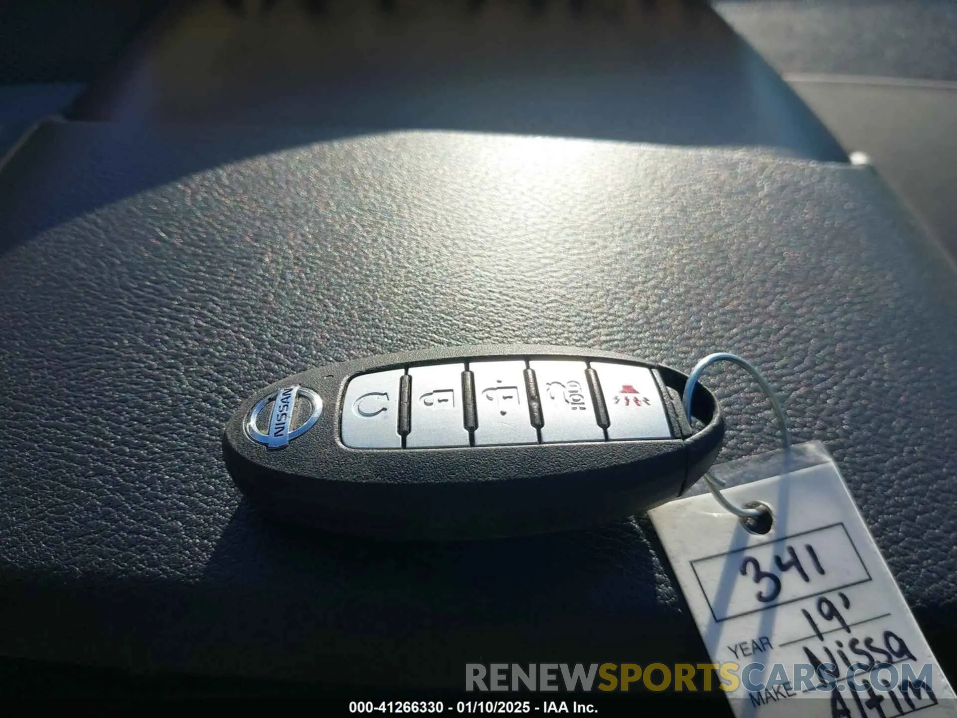 11 Photograph of a damaged car 1N4BL4BV1KC103953 NISSAN ALTIMA 2019