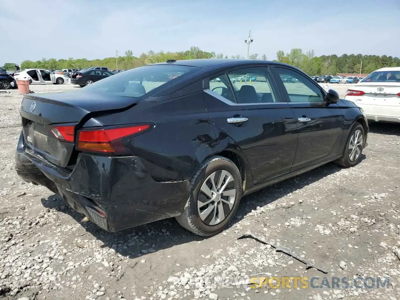 3 Фотография поврежденного автомобиля 1N4BL4BV1KC110935 NISSAN ALTIMA 2019