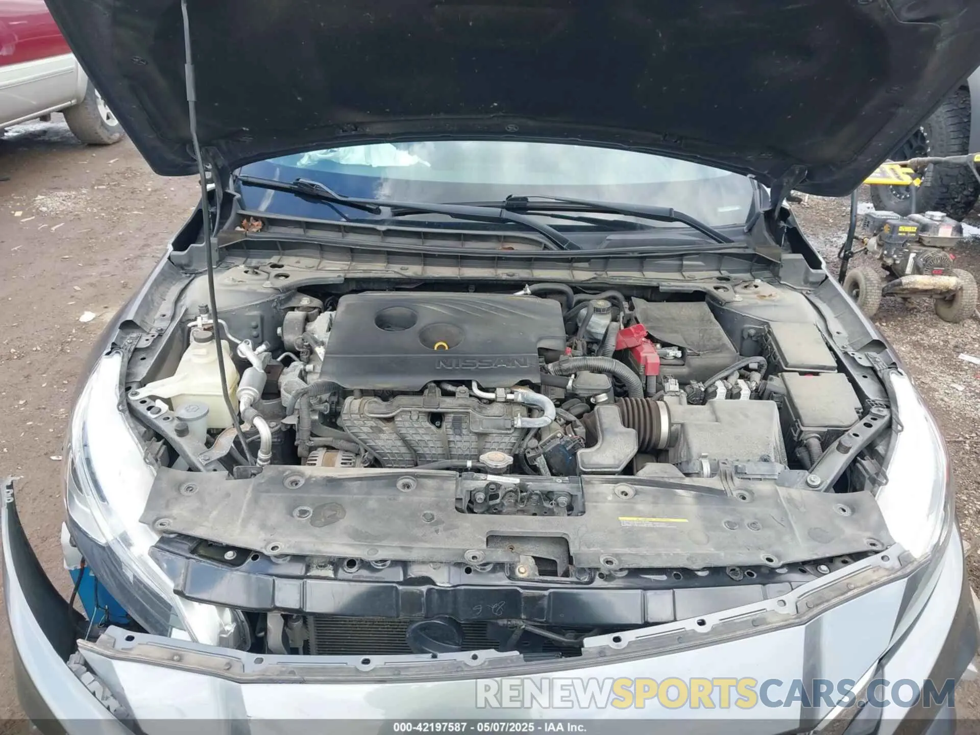 10 Photograph of a damaged car 1N4BL4BV1KC111566 NISSAN ALTIMA 2019