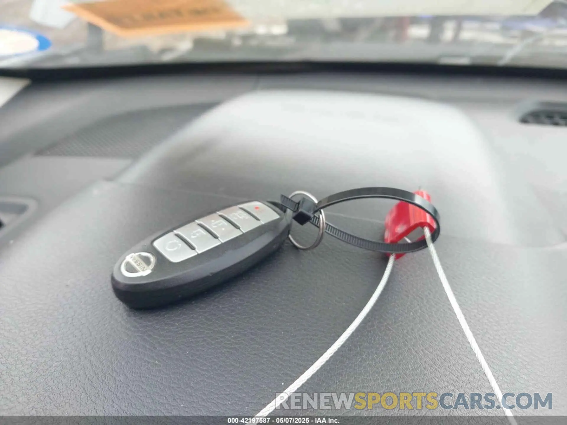 11 Photograph of a damaged car 1N4BL4BV1KC111566 NISSAN ALTIMA 2019