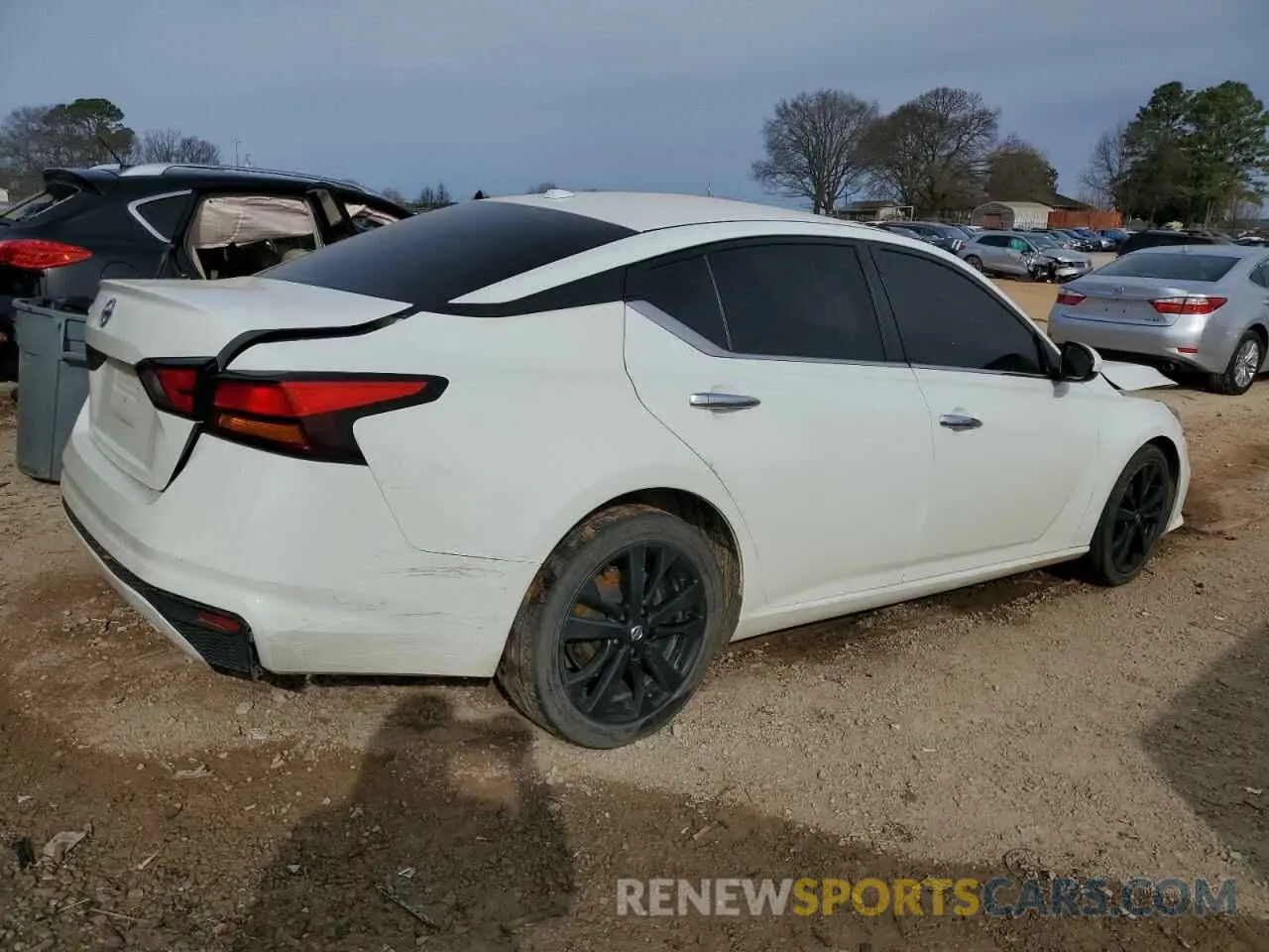 3 Photograph of a damaged car 1N4BL4BV1KC114161 NISSAN ALTIMA 2019