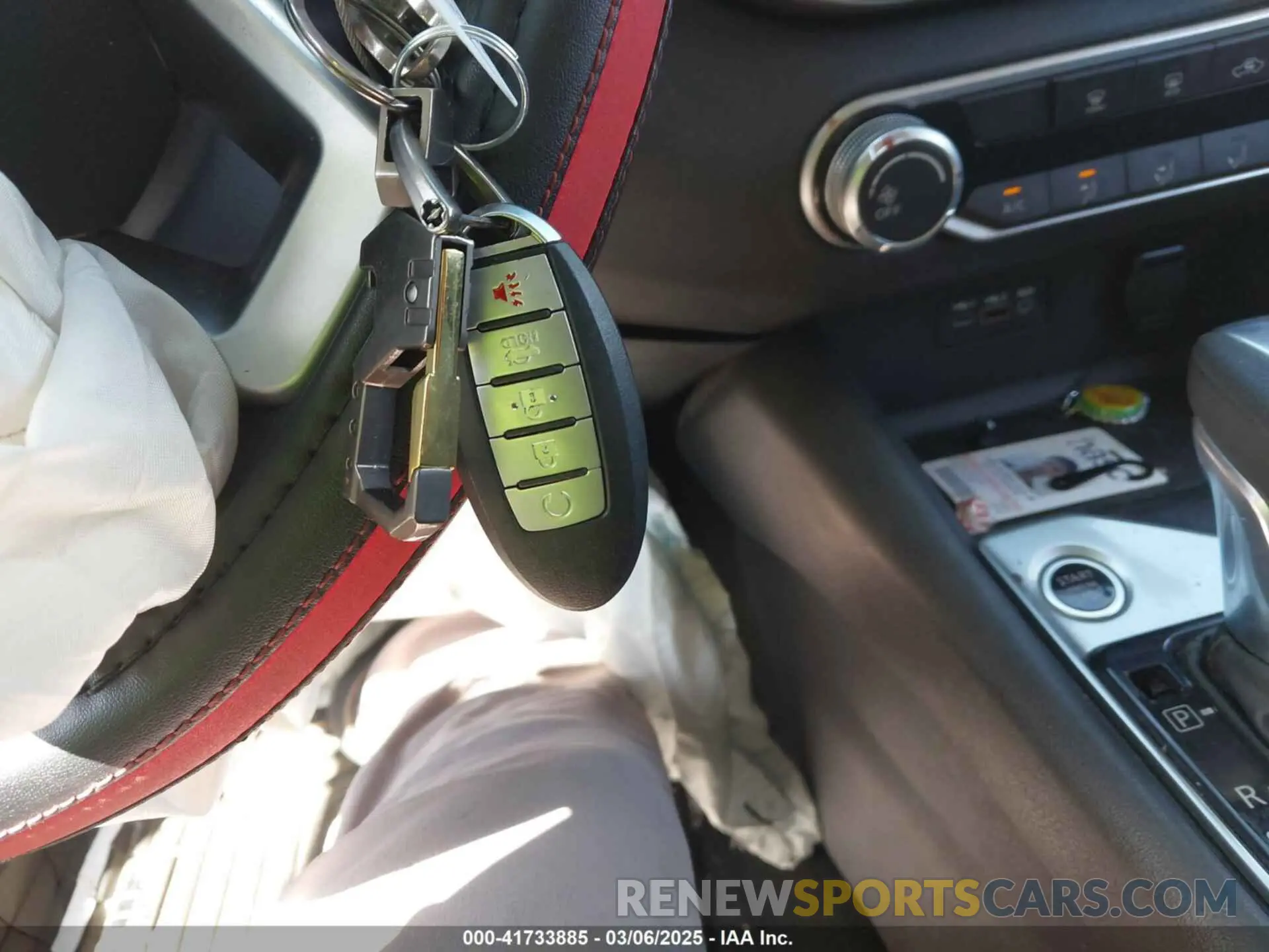 11 Photograph of a damaged car 1N4BL4BV1KC154384 NISSAN ALTIMA 2019