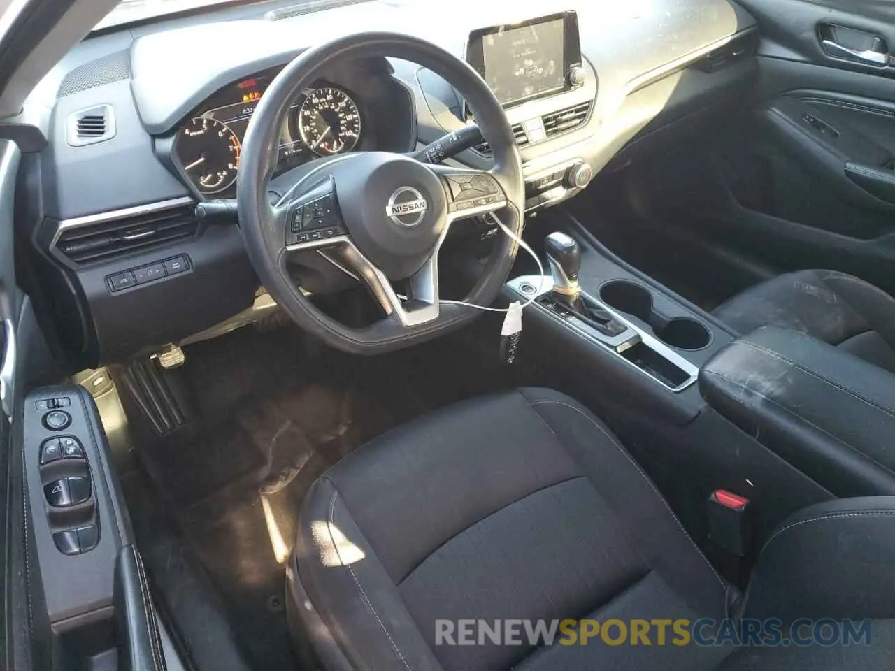 8 Photograph of a damaged car 1N4BL4BV1KC204152 NISSAN ALTIMA 2019