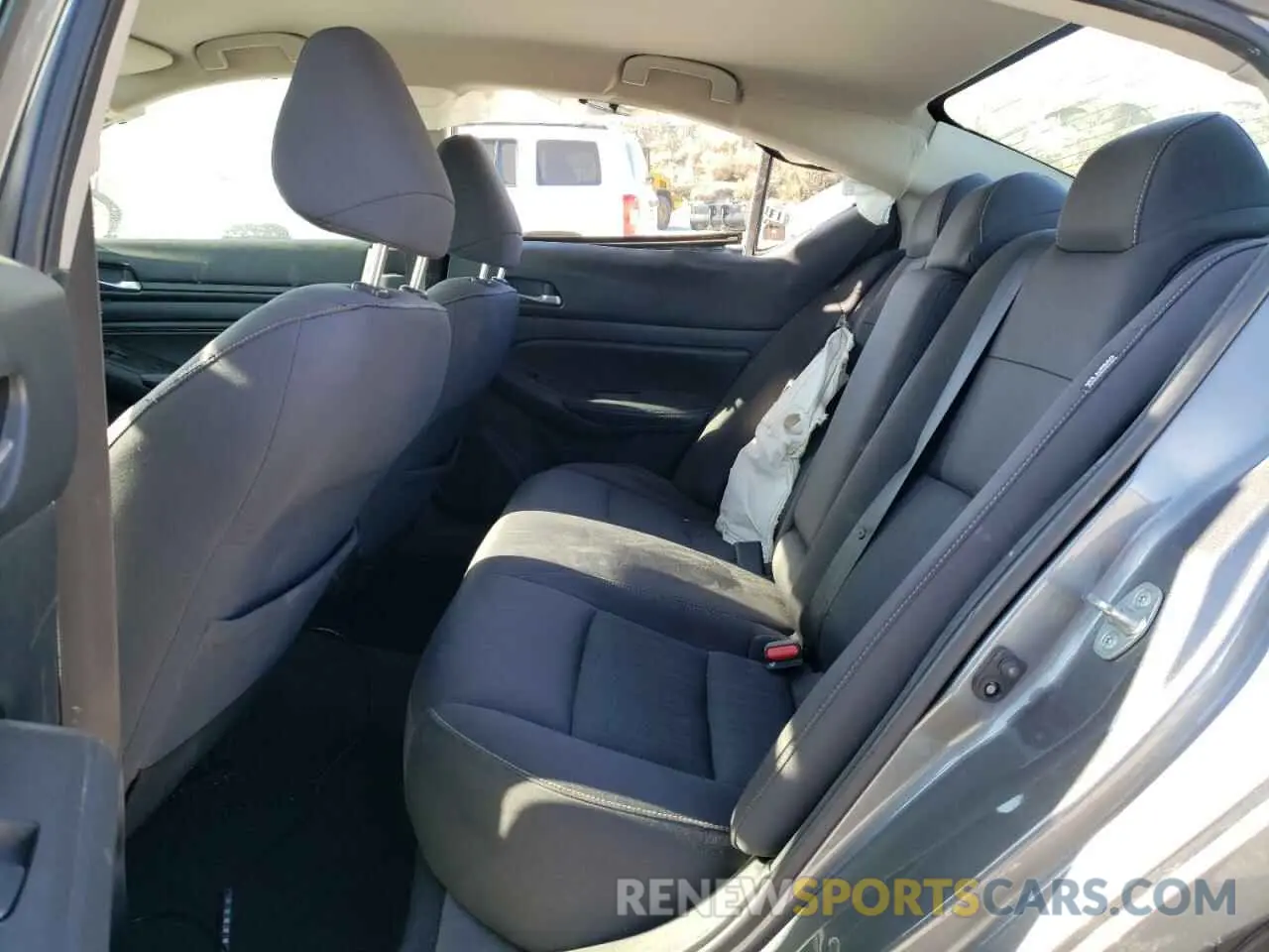 11 Photograph of a damaged car 1N4BL4BV1KC225969 NISSAN ALTIMA 2019