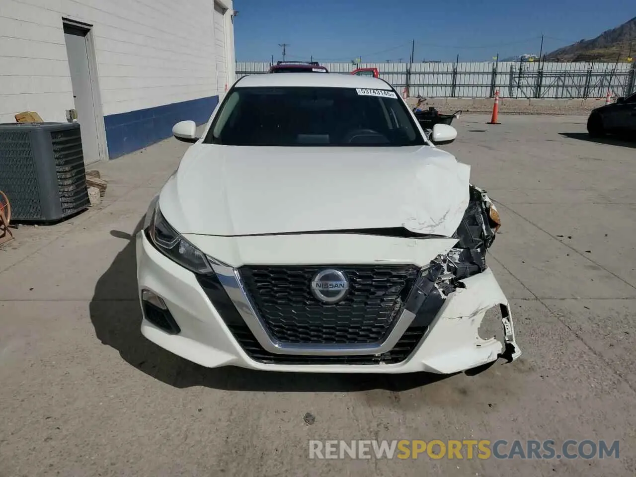 5 Photograph of a damaged car 1N4BL4BV1KC239256 NISSAN ALTIMA 2019