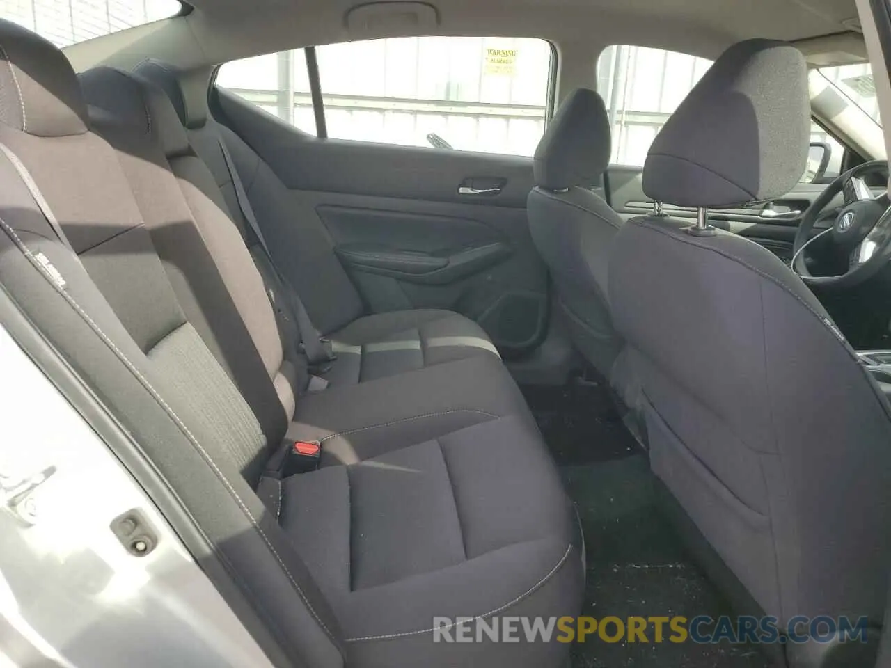10 Photograph of a damaged car 1N4BL4BV1KC250063 NISSAN ALTIMA 2019
