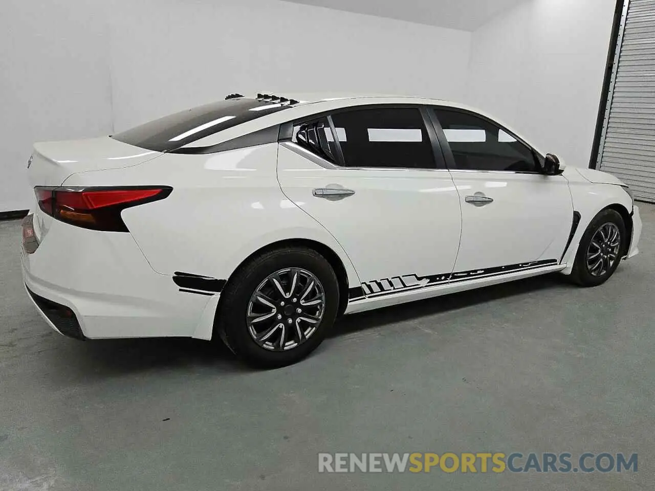 3 Фотография поврежденного автомобиля 1N4BL4BV1KN304367 NISSAN ALTIMA 2019