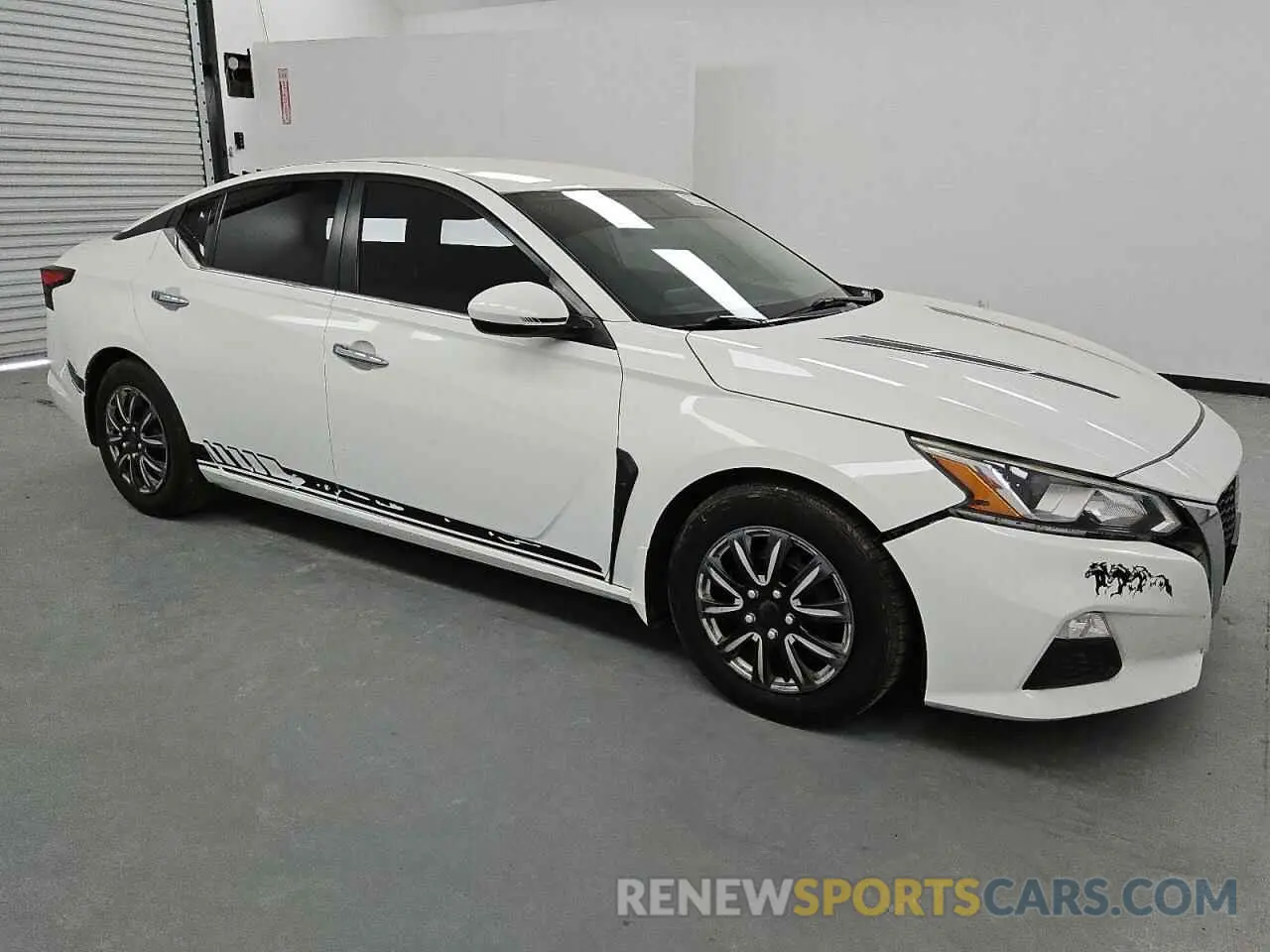 4 Фотография поврежденного автомобиля 1N4BL4BV1KN304367 NISSAN ALTIMA 2019