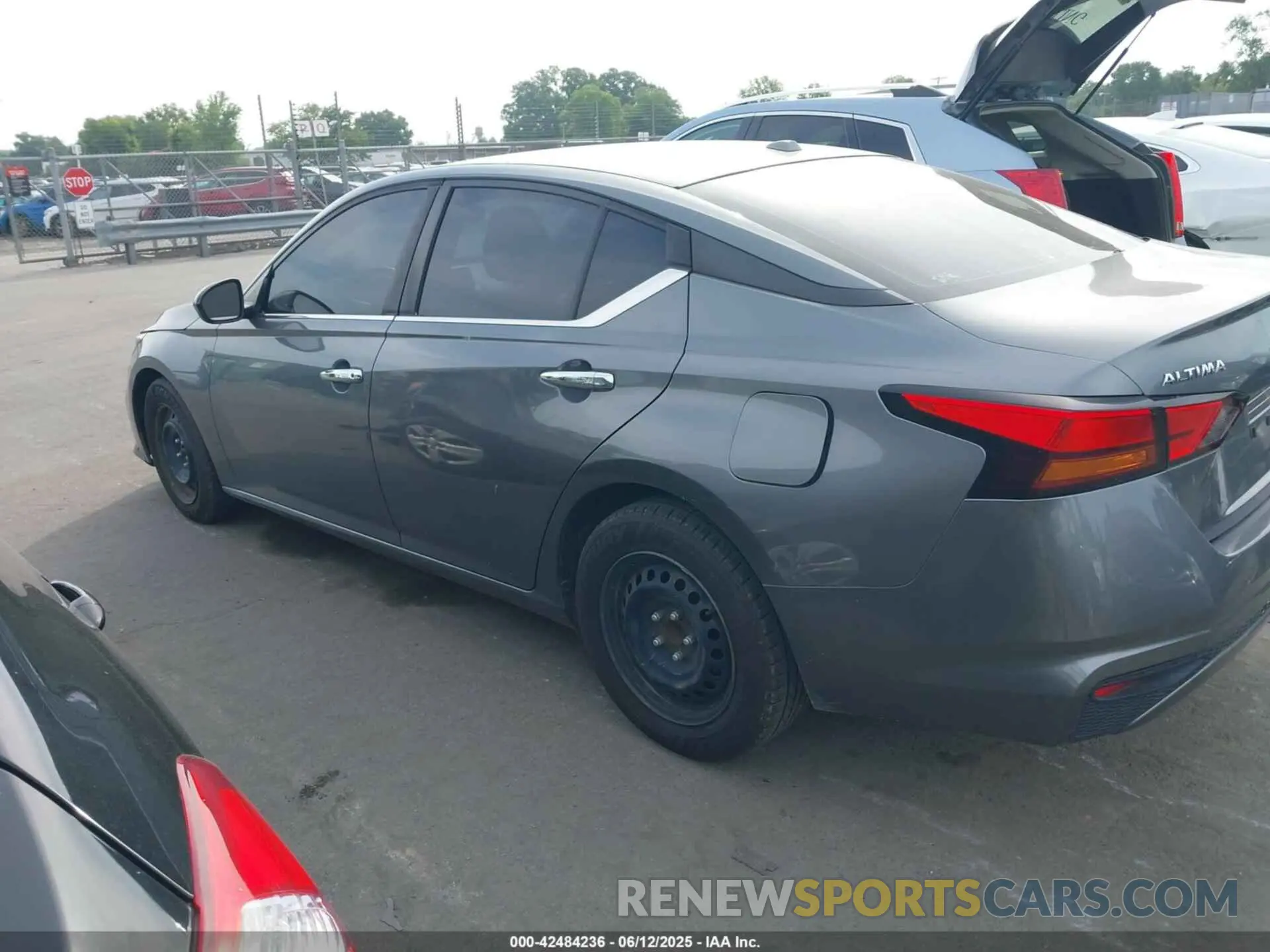 14 Фотография поврежденного автомобиля 1N4BL4BV2KC148027 NISSAN ALTIMA 2019