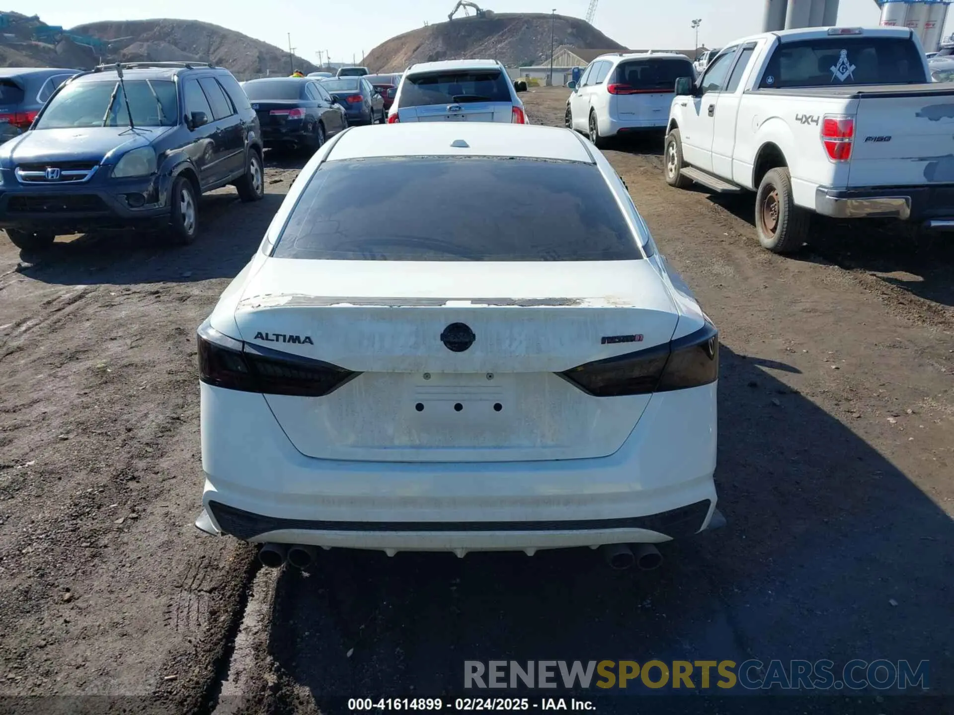 16 Фотография поврежденного автомобиля 1N4BL4BV2KC169184 NISSAN ALTIMA 2019