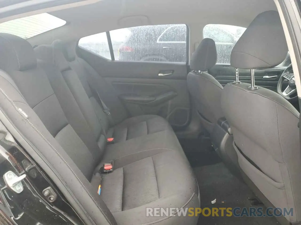 10 Photograph of a damaged car 1N4BL4BV2KC189161 NISSAN ALTIMA 2019