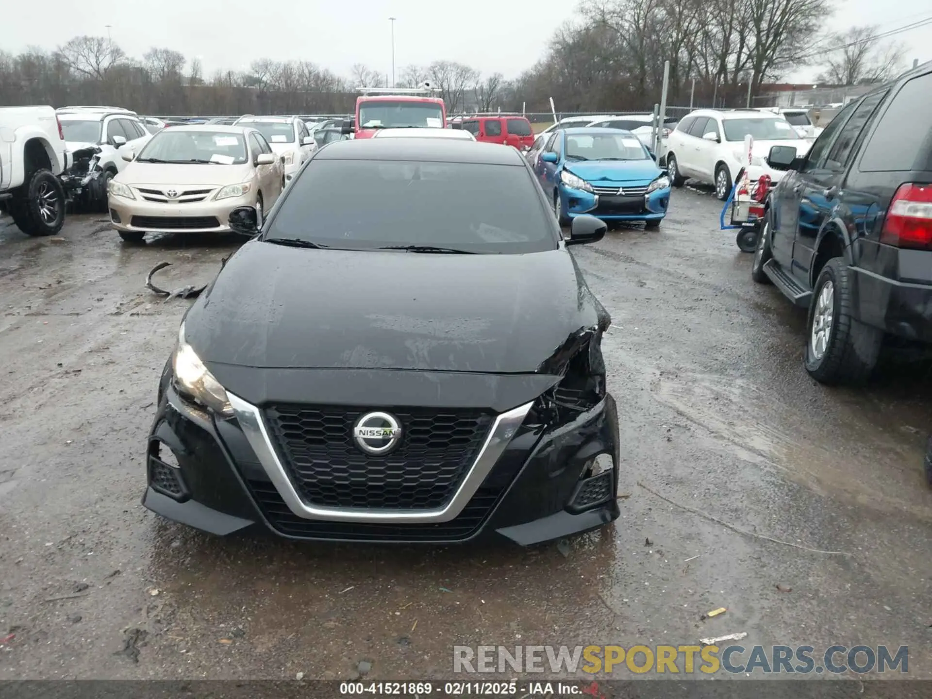 12 Photograph of a damaged car 1N4BL4BV2KC203804 NISSAN ALTIMA 2019