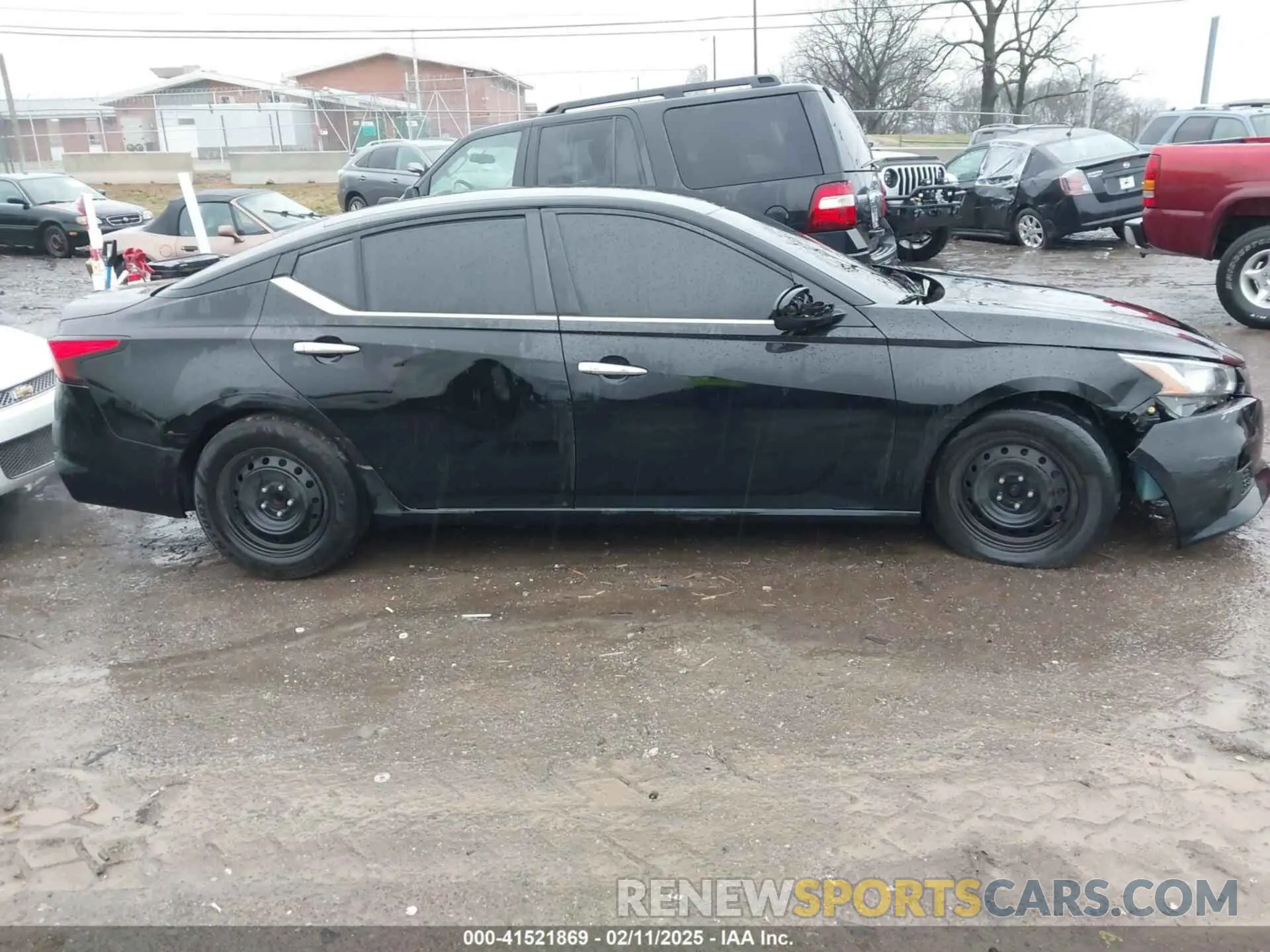 13 Photograph of a damaged car 1N4BL4BV2KC203804 NISSAN ALTIMA 2019