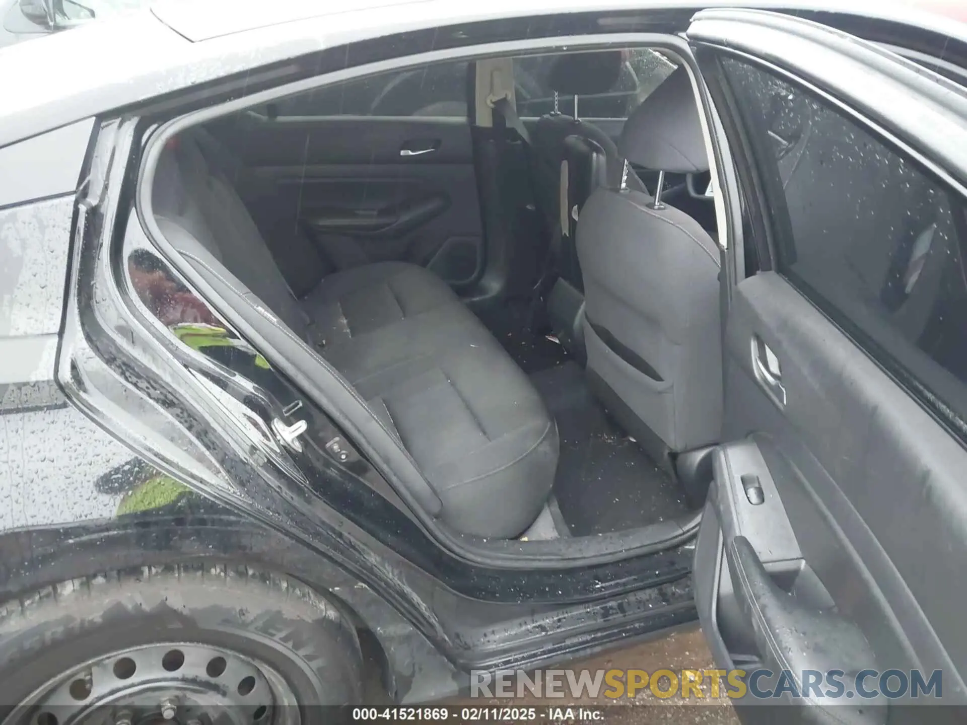 8 Photograph of a damaged car 1N4BL4BV2KC203804 NISSAN ALTIMA 2019