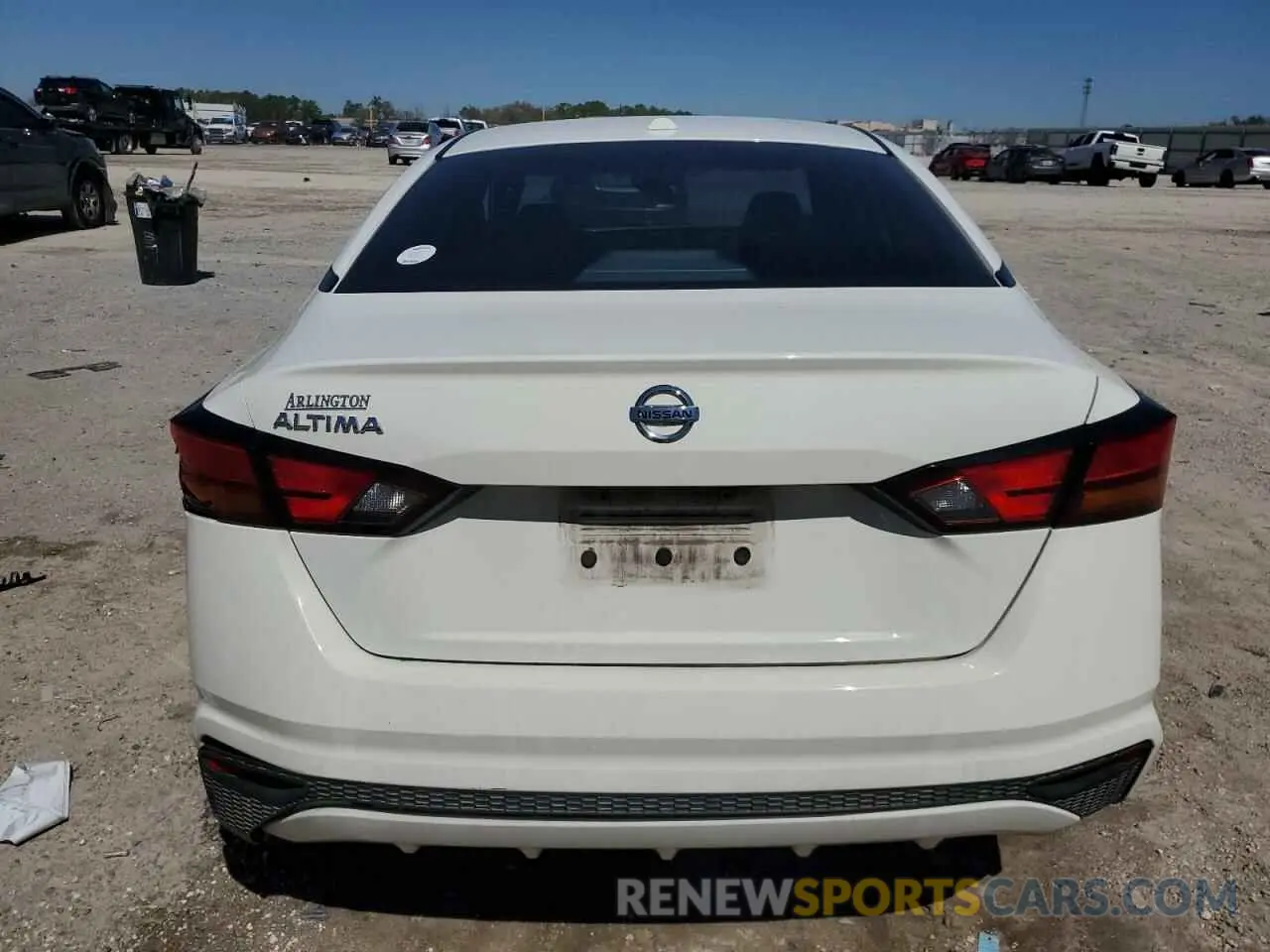 6 Фотография поврежденного автомобиля 1N4BL4BV2KC221140 NISSAN ALTIMA 2019